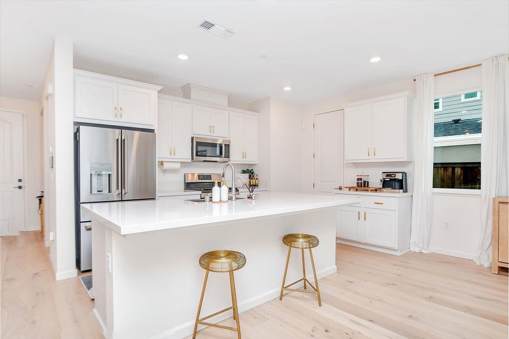 Detail Gallery Image 9 of 59 For 3287 Delta Coves Dr, Bethel Island,  CA 94511 - 3 Beds | 3 Baths