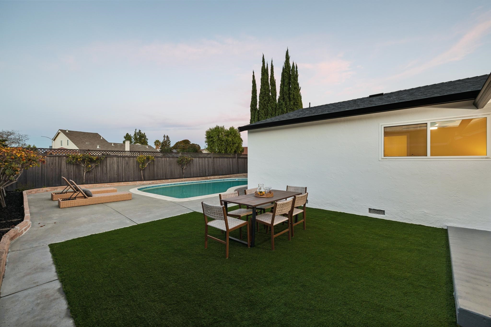 Detail Gallery Image 36 of 37 For 705 Los Huecos Dr, San Jose,  CA 95123 - 3 Beds | 2 Baths