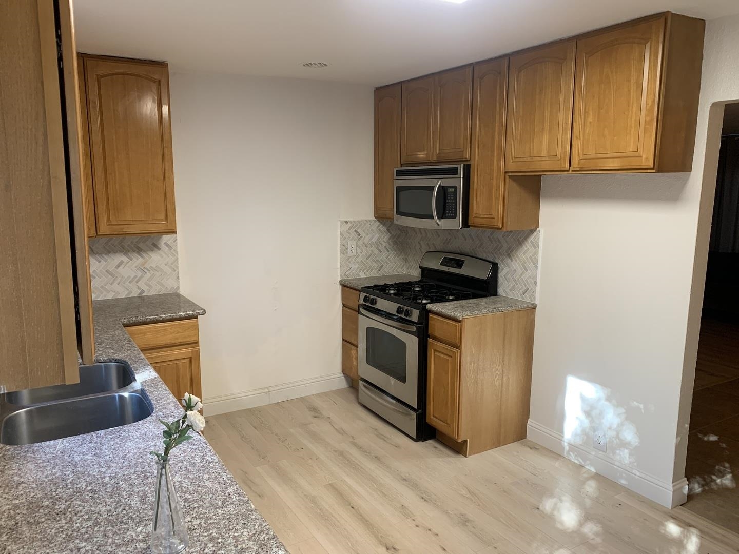 Detail Gallery Image 10 of 29 For 919 Hoover St, Fairfield,  CA 94533 - 3 Beds | 1 Baths