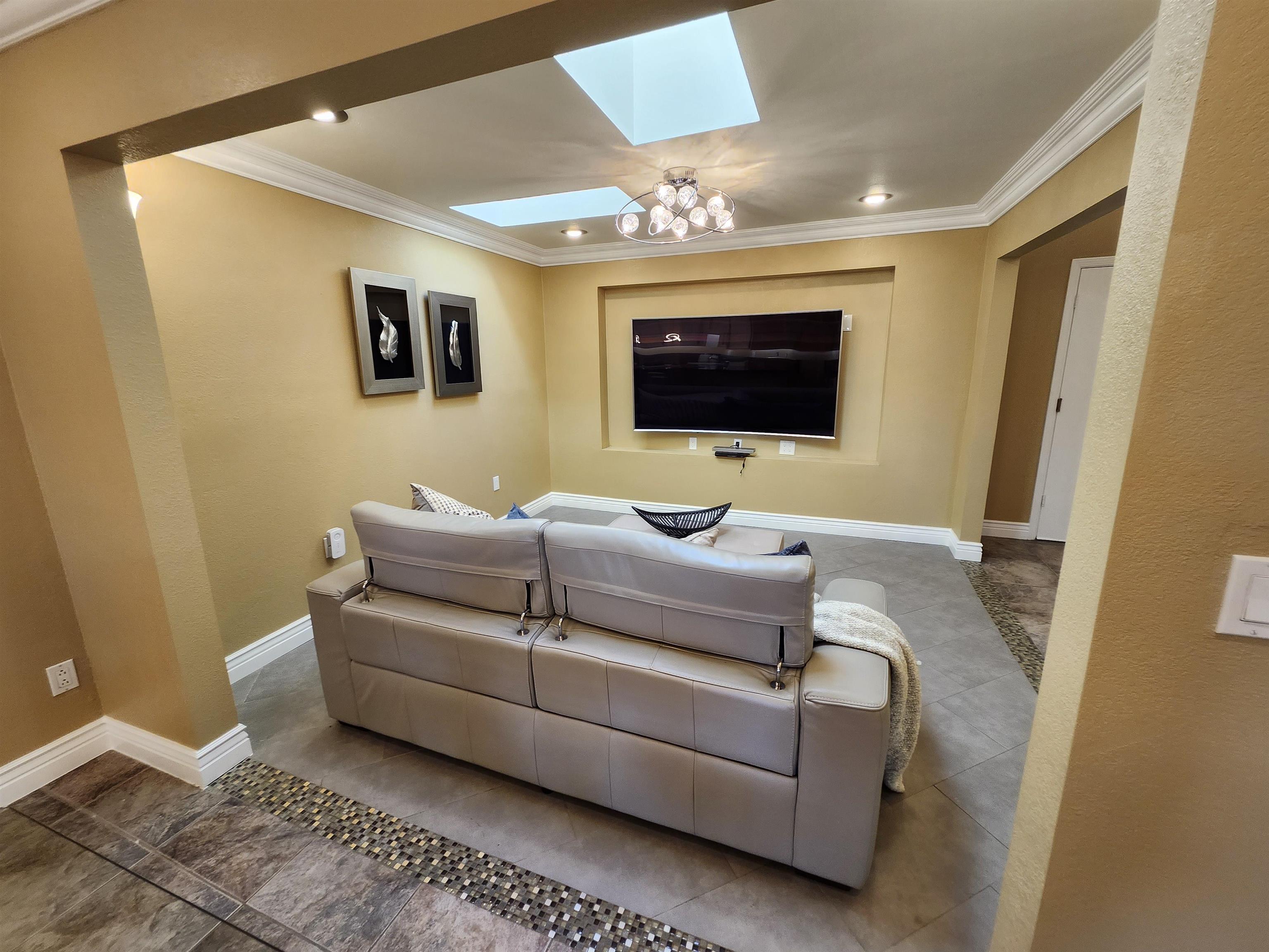 Photo #8: 41120560 Listing: Photo #8