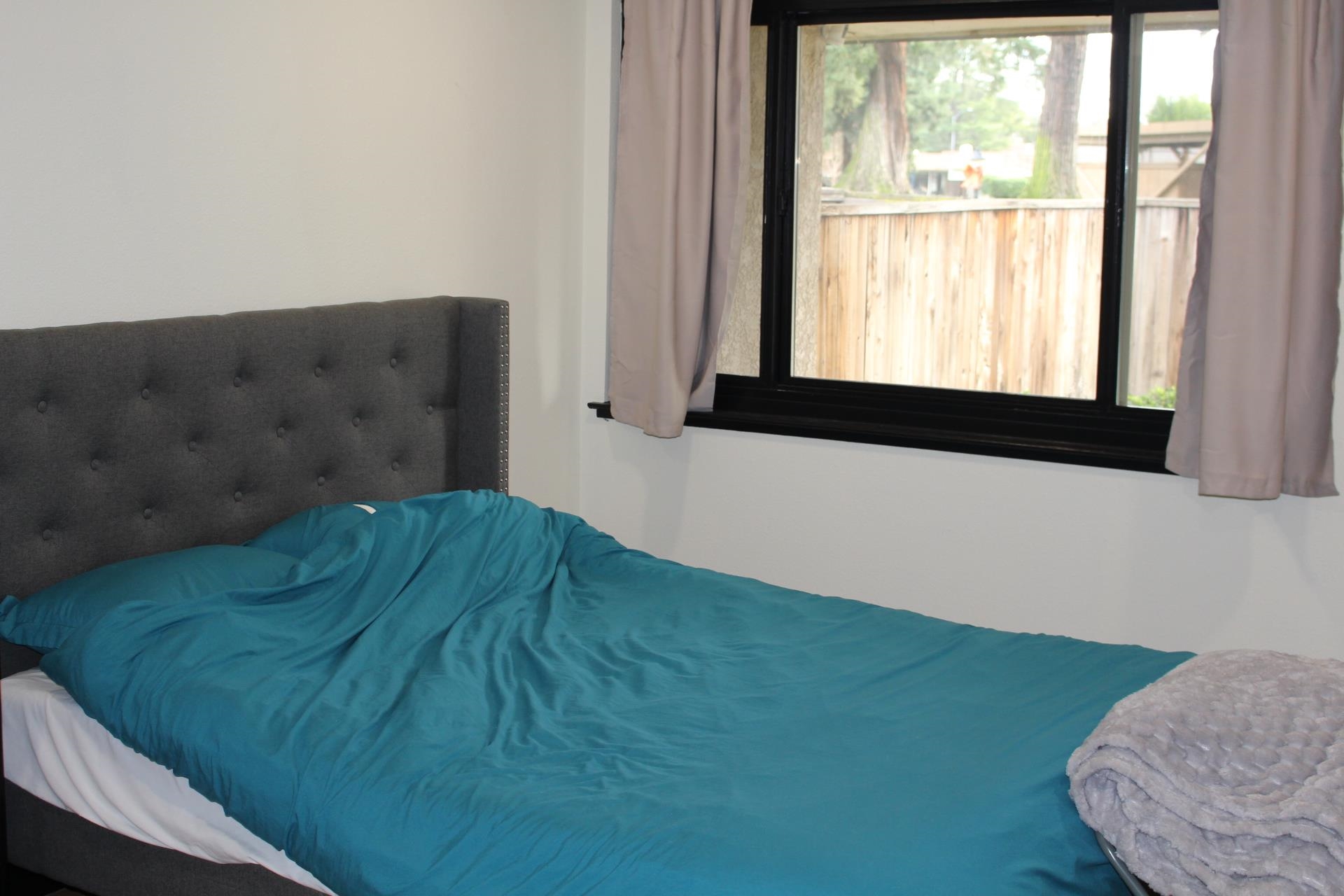 Detail Gallery Image 12 of 30 For 3708 N Merrimac Cir, Stockton,  CA 95219 - 3 Beds | 2 Baths