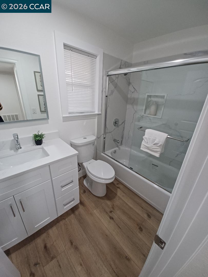 Photo #11: 41120564 Listing: Photo #11