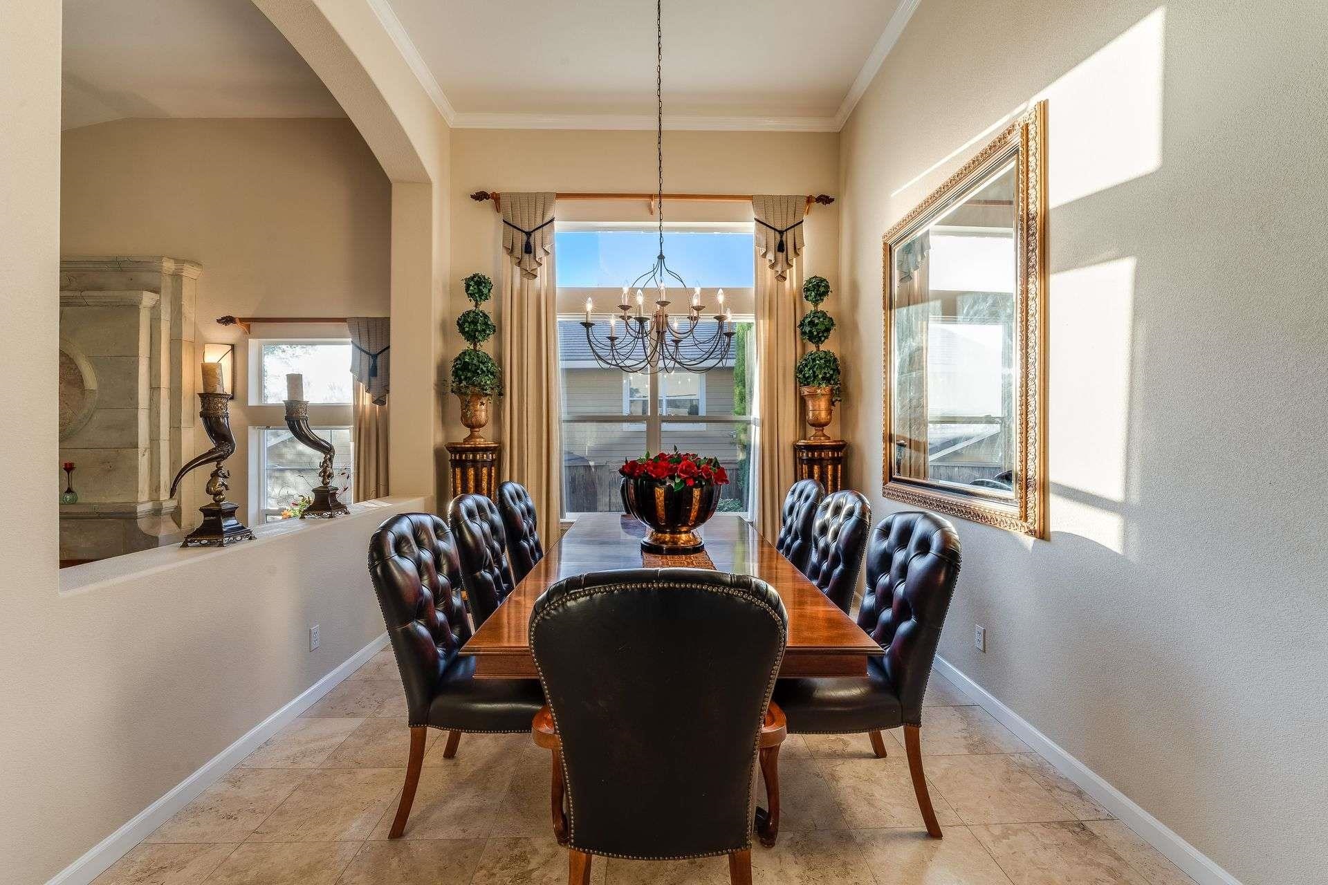 Detail Gallery Image 12 of 53 For 1105 Peacock Creek Drive, Clayton,  CA 94517 - 5 Beds | 3/1 Baths