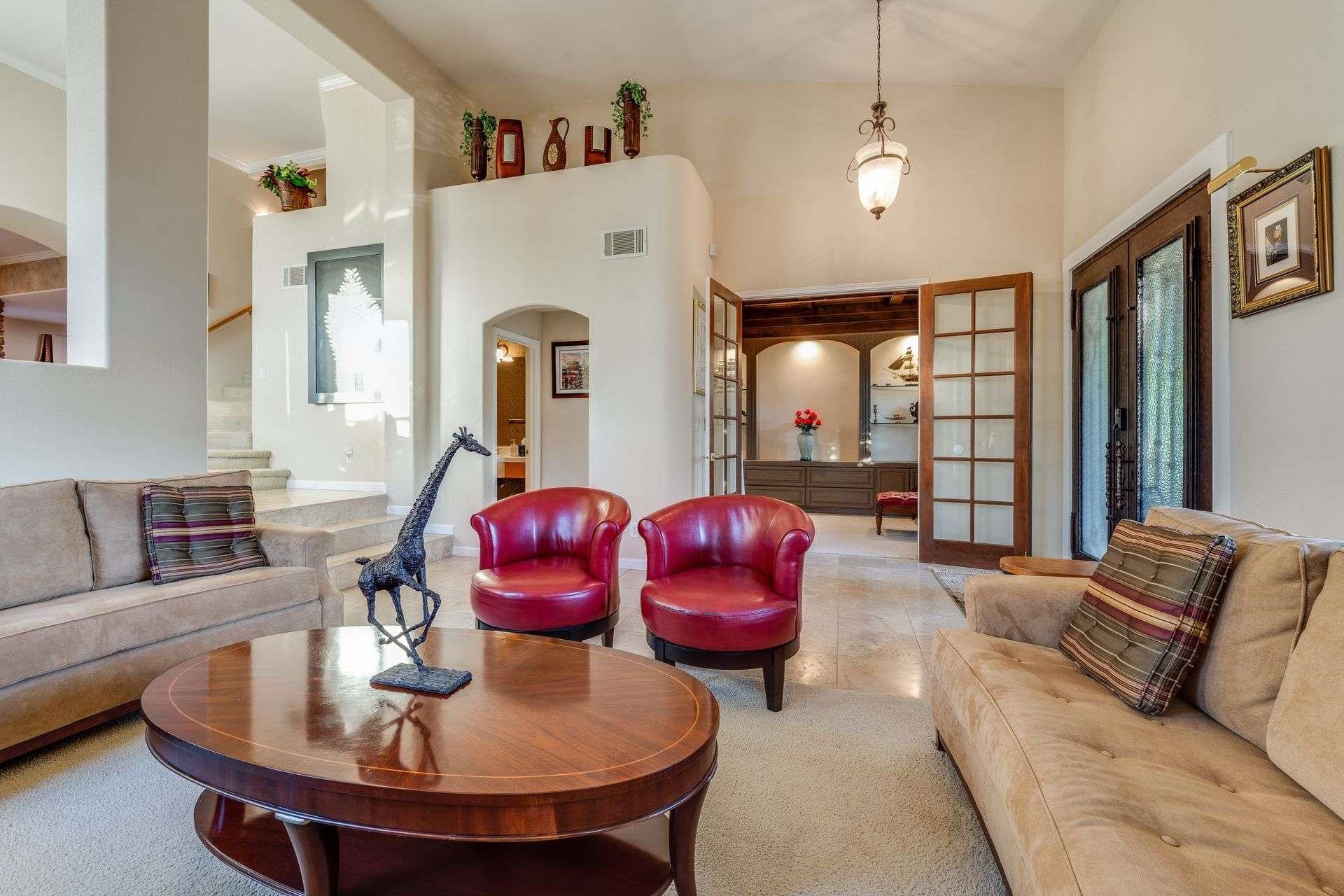 Detail Gallery Image 8 of 53 For 1105 Peacock Creek Drive, Clayton,  CA 94517 - 5 Beds | 3/1 Baths