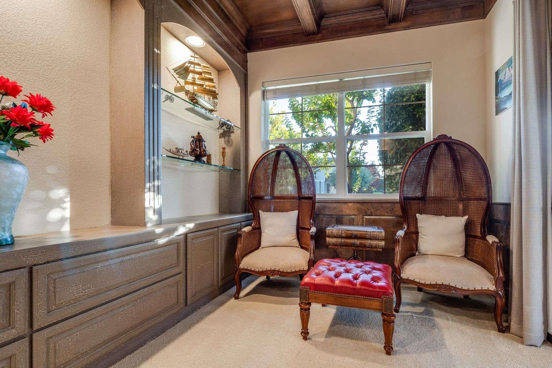 Detail Gallery Image 10 of 53 For 1105 Peacock Creek Drive, Clayton,  CA 94517 - 5 Beds | 3/1 Baths