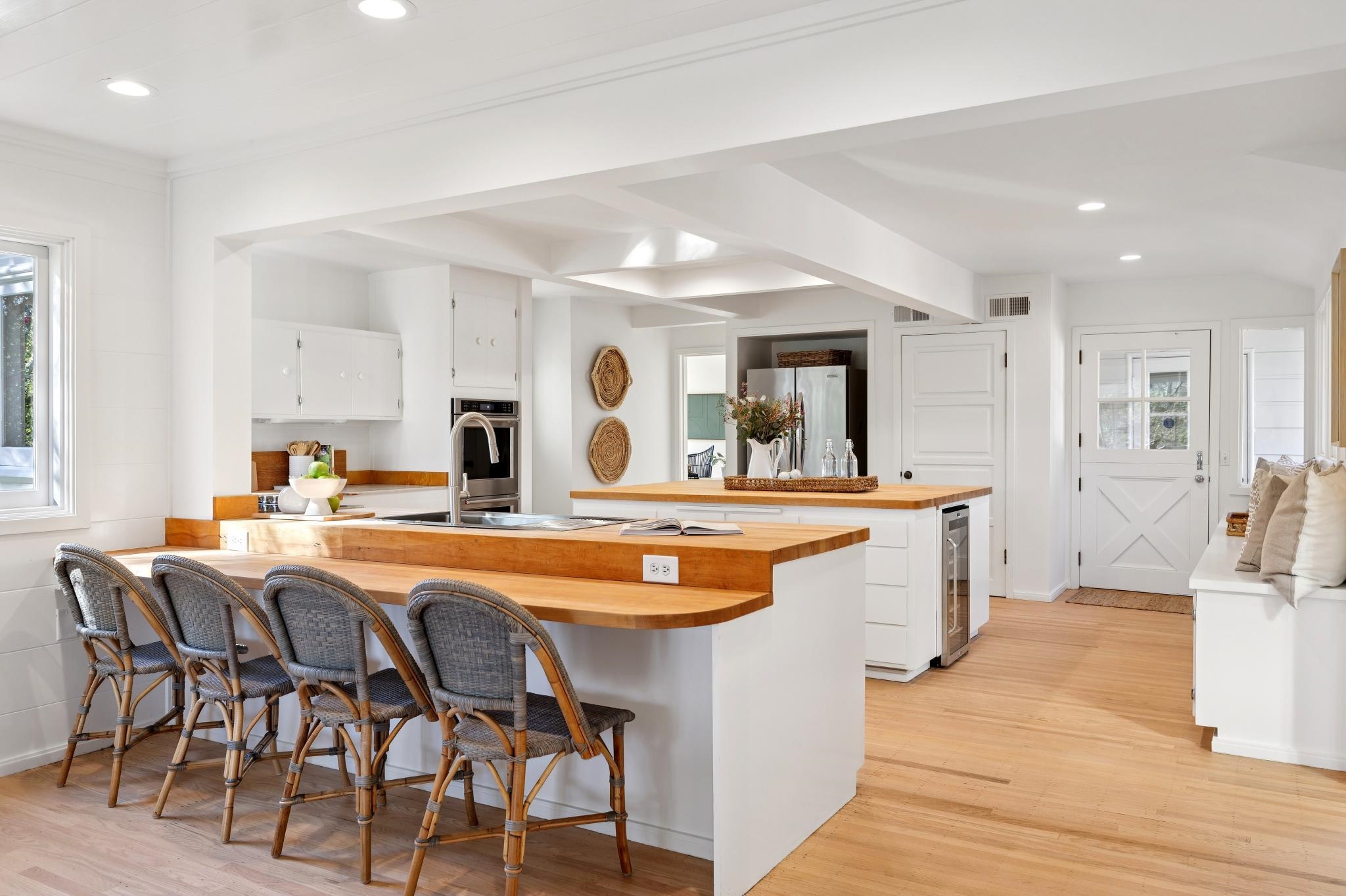 Detail Gallery Image 15 of 60 For 4040 Los Arabis Drive, Lafayette,  CA 94549 - 5 Beds | 4/1 Baths