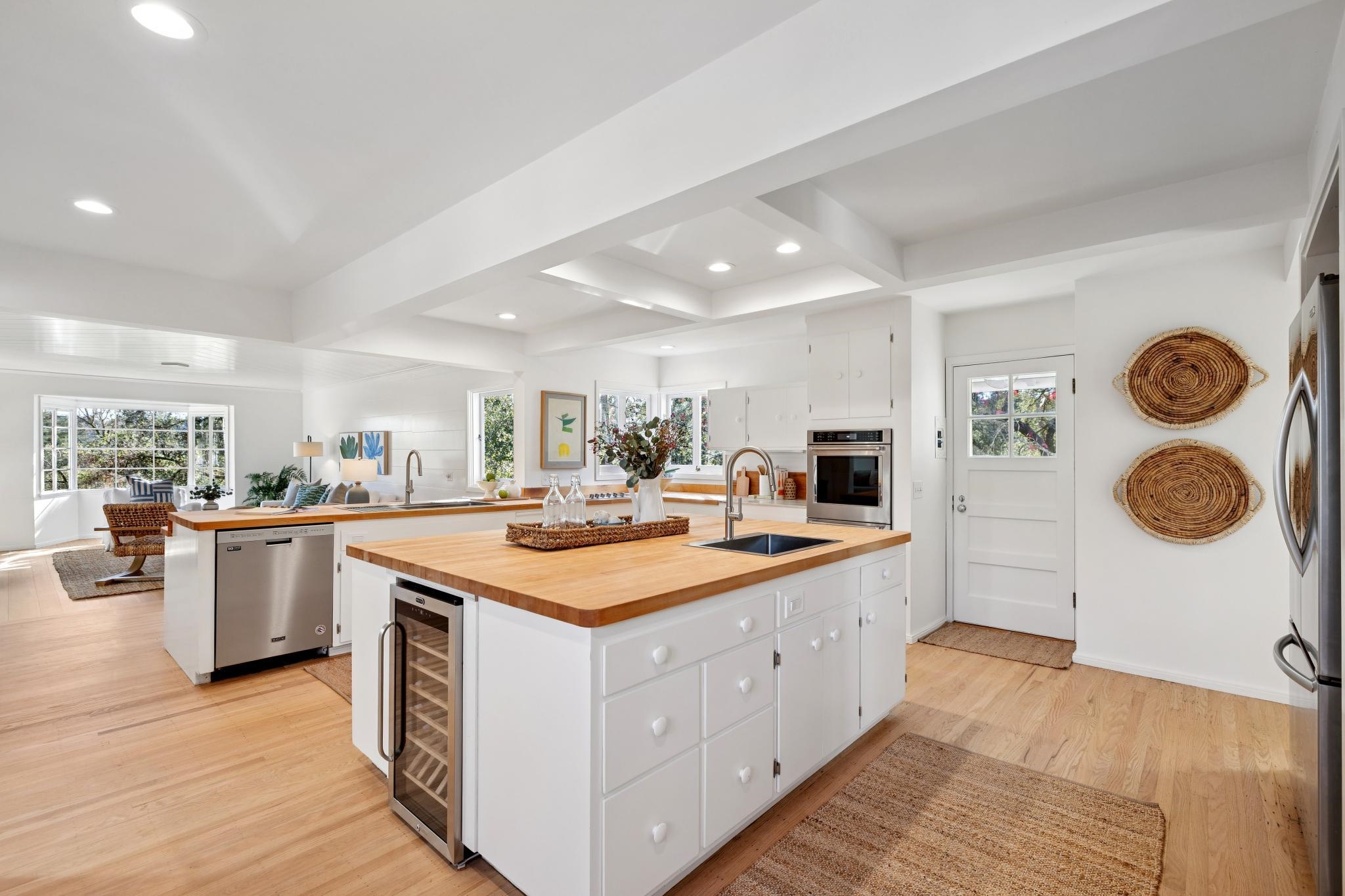 Detail Gallery Image 17 of 60 For 4040 Los Arabis Drive, Lafayette,  CA 94549 - 5 Beds | 4/1 Baths