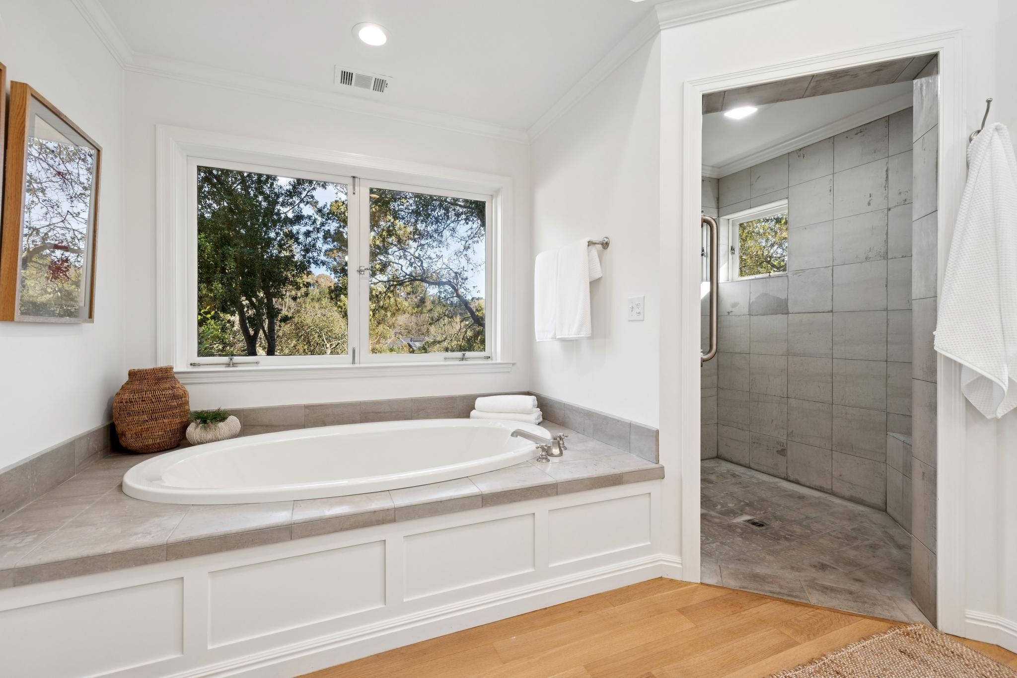 Detail Gallery Image 34 of 60 For 4040 Los Arabis Drive, Lafayette,  CA 94549 - 5 Beds | 4/1 Baths