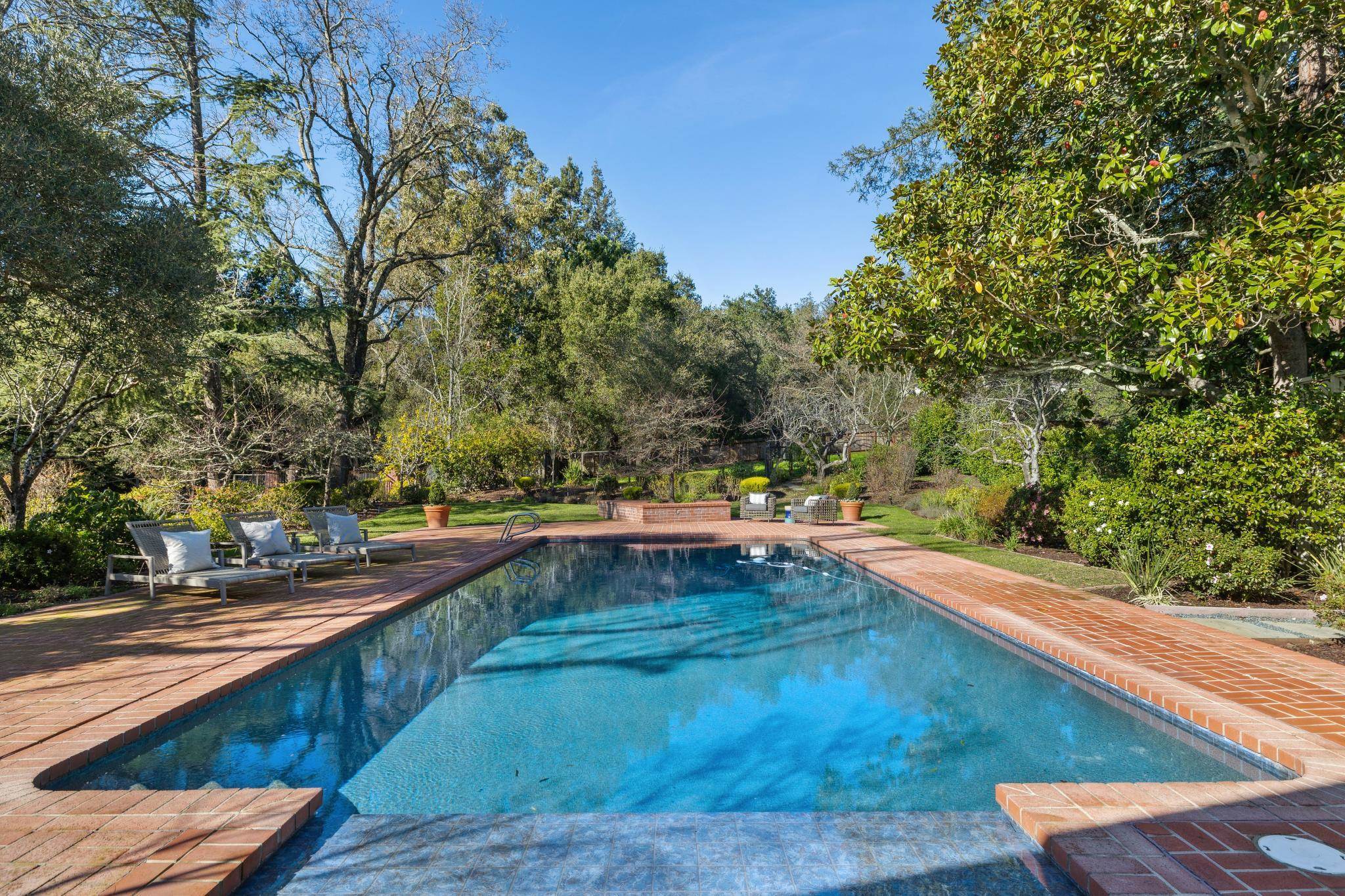 Detail Gallery Image 41 of 60 For 4040 Los Arabis Drive, Lafayette,  CA 94549 - 5 Beds | 4/1 Baths