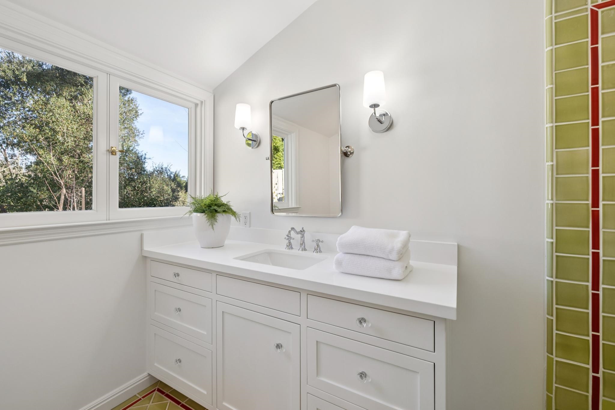 Detail Gallery Image 43 of 60 For 4040 Los Arabis Drive, Lafayette,  CA 94549 - 5 Beds | 4/1 Baths