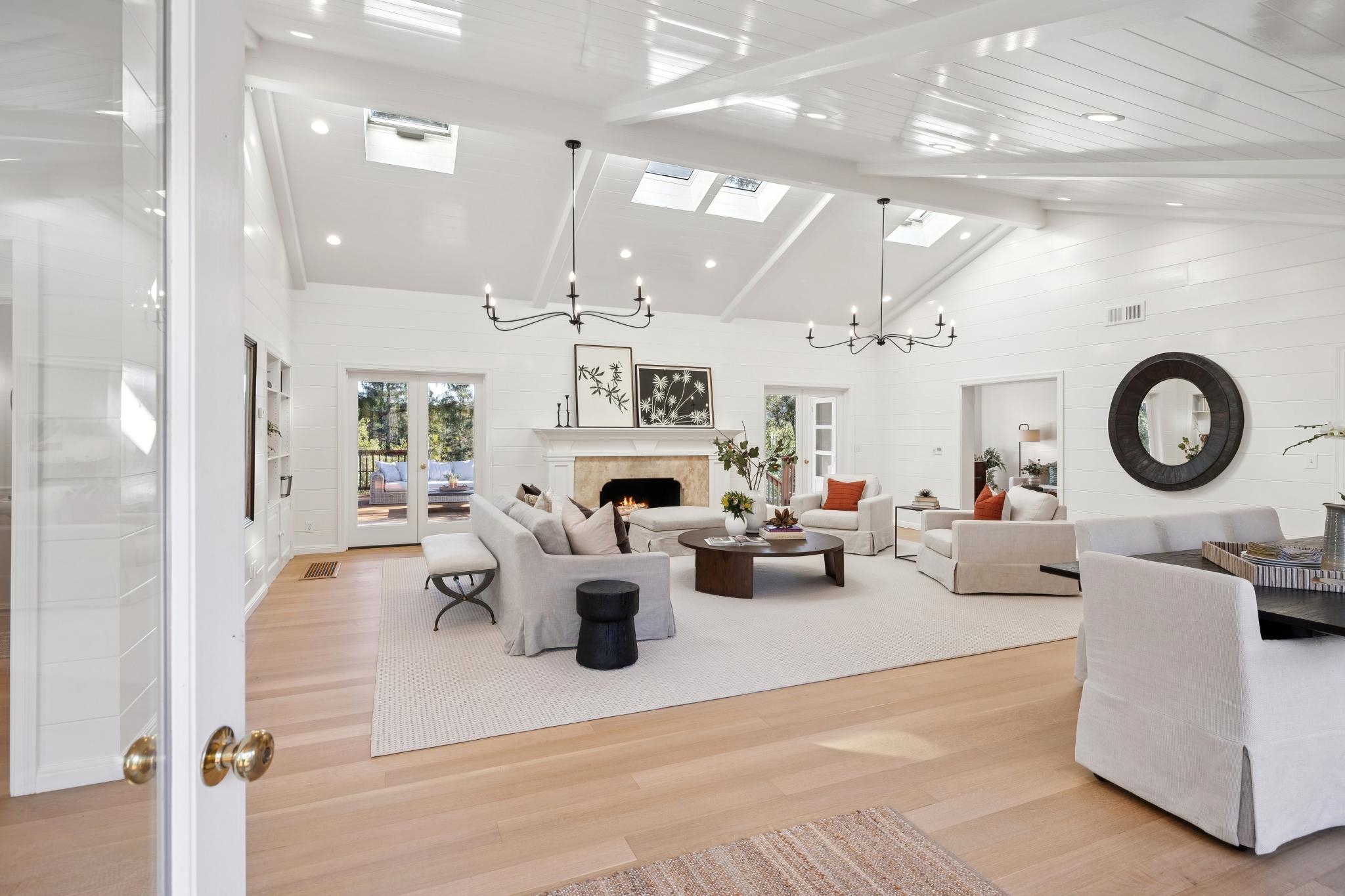 Detail Gallery Image 7 of 60 For 4040 Los Arabis Drive, Lafayette,  CA 94549 - 5 Beds | 4/1 Baths