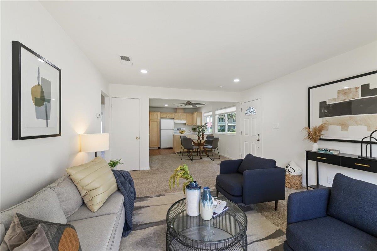 Detail Gallery Image 4 of 28 For 3154 Pawnee Way, Pleasanton,  CA 94588 - 2 Beds | 1 Baths