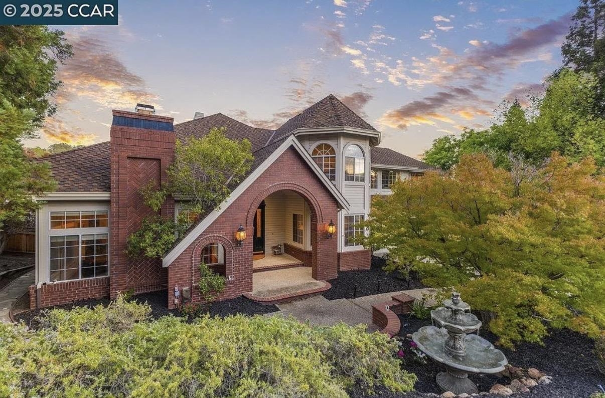 Detail Gallery Image 2 of 47 For 3109 Stonegate Dr, Alamo,  CA 94507 - 4 Beds | 4/1 Baths