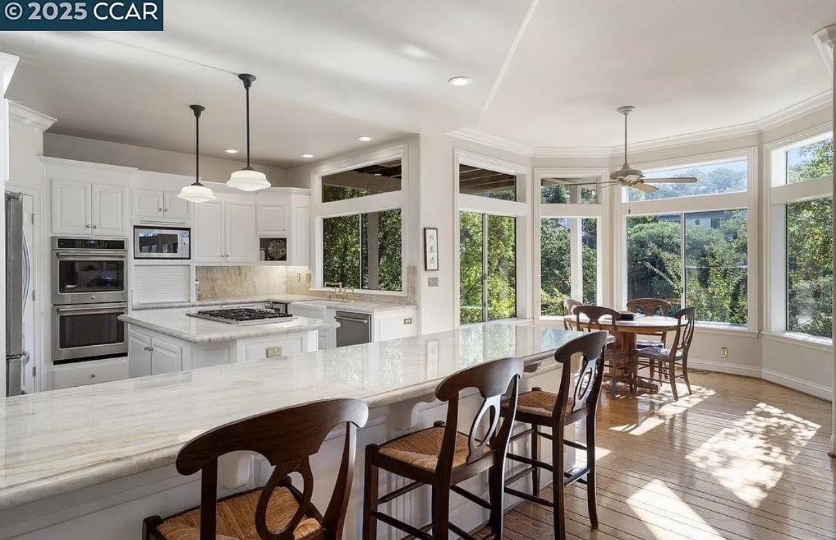 Detail Gallery Image 14 of 47 For 3109 Stonegate Dr, Alamo,  CA 94507 - 4 Beds | 4/1 Baths