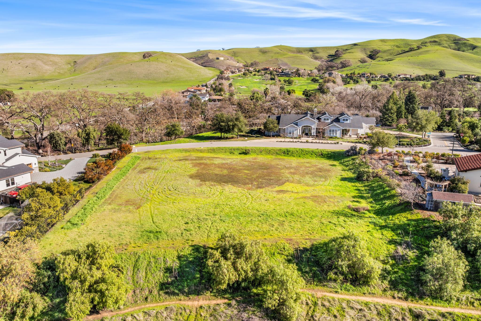 Detail Gallery Image 11 of 12 For 6123 Sanctuary Ln, Pleasanton,  CA 94566 - – Beds | – Baths