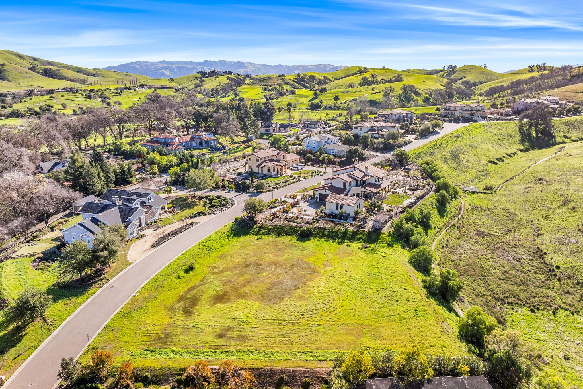Detail Gallery Image 8 of 12 For 6123 Sanctuary Ln, Pleasanton,  CA 94566 - – Beds | – Baths