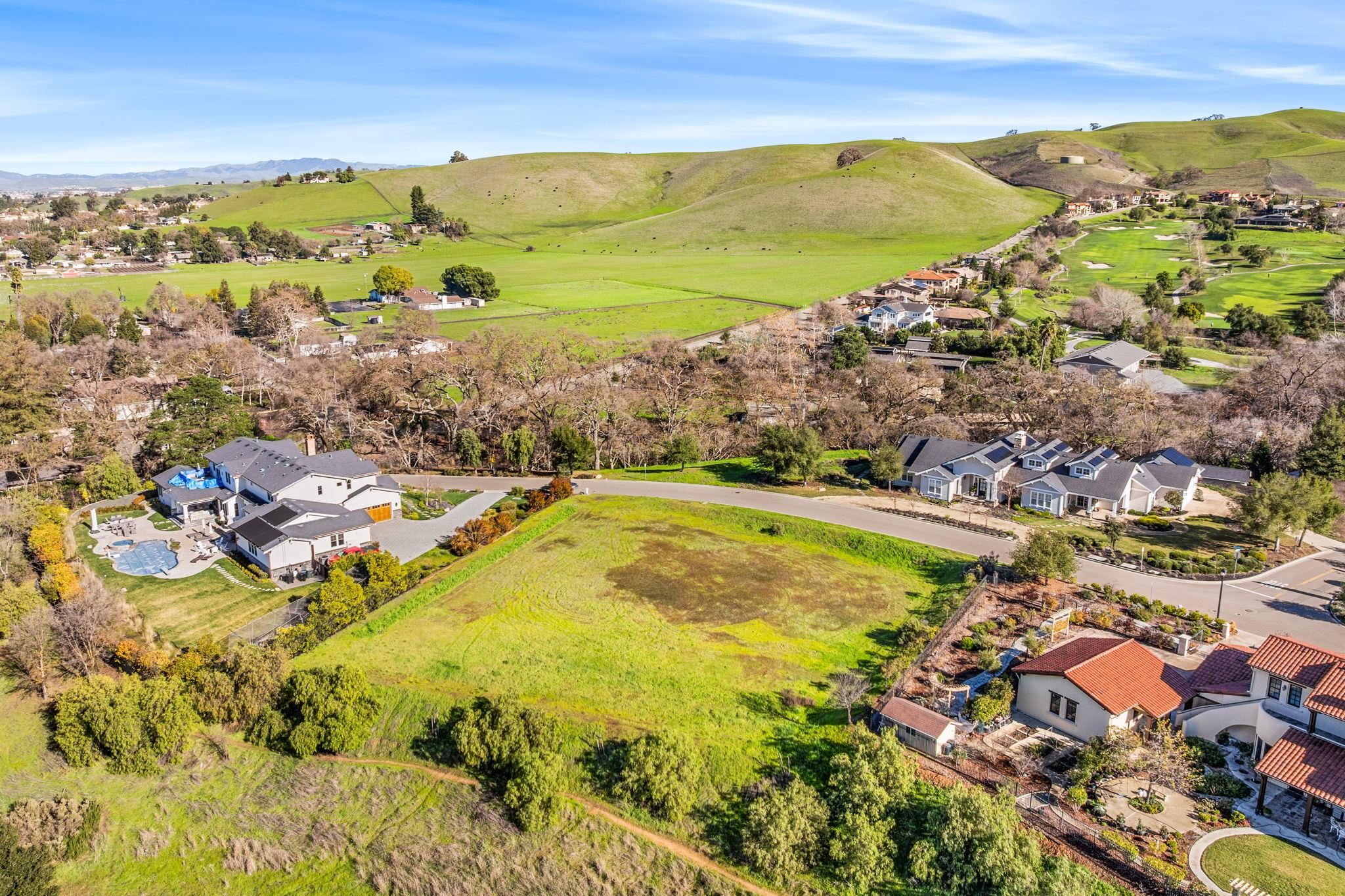 Detail Gallery Image 10 of 12 For 6123 Sanctuary Ln, Pleasanton,  CA 94566 - – Beds | – Baths