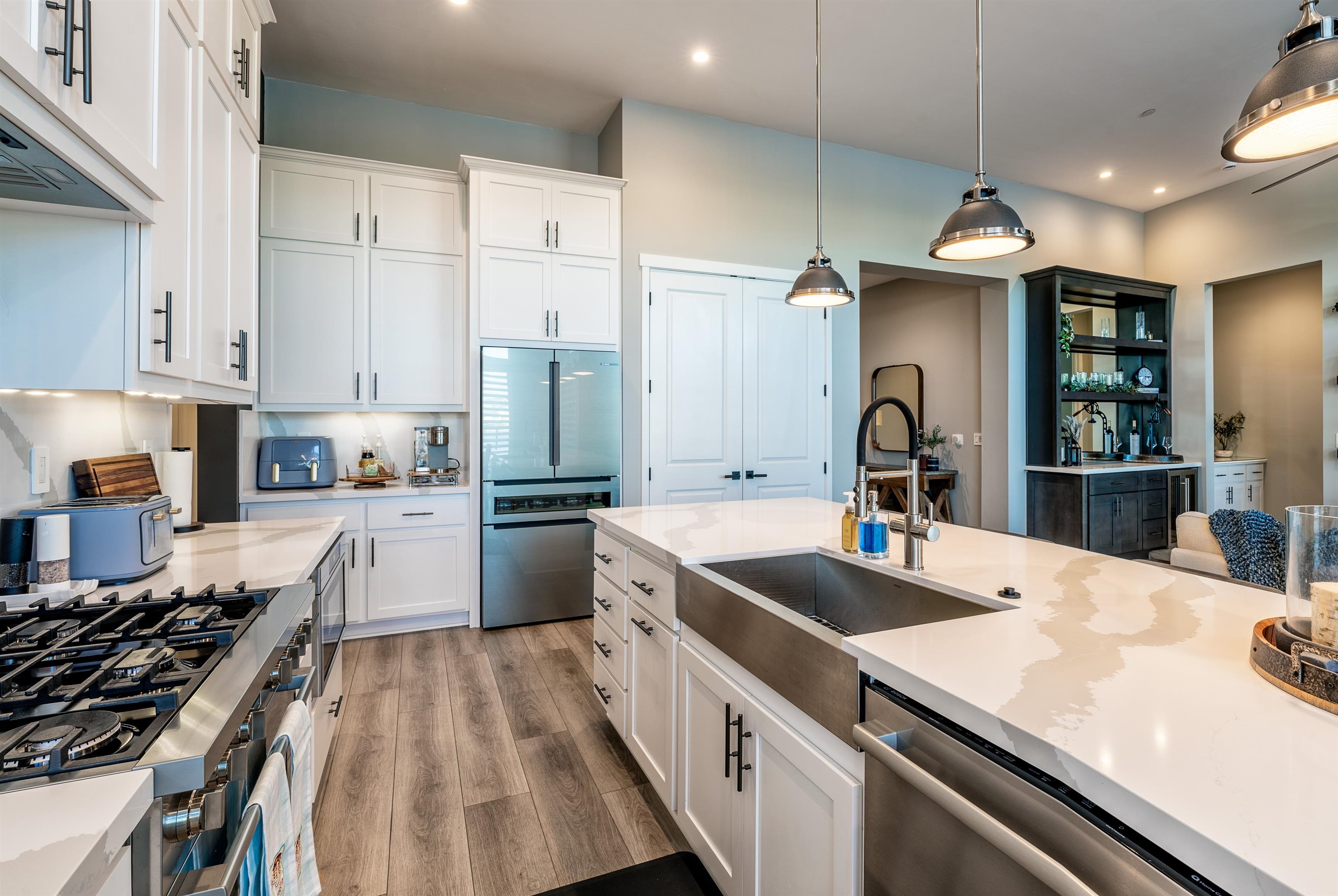 Detail Gallery Image 10 of 47 For 524 Channel, Bethel Island,  CA 94511 - 3 Beds | 2 Baths