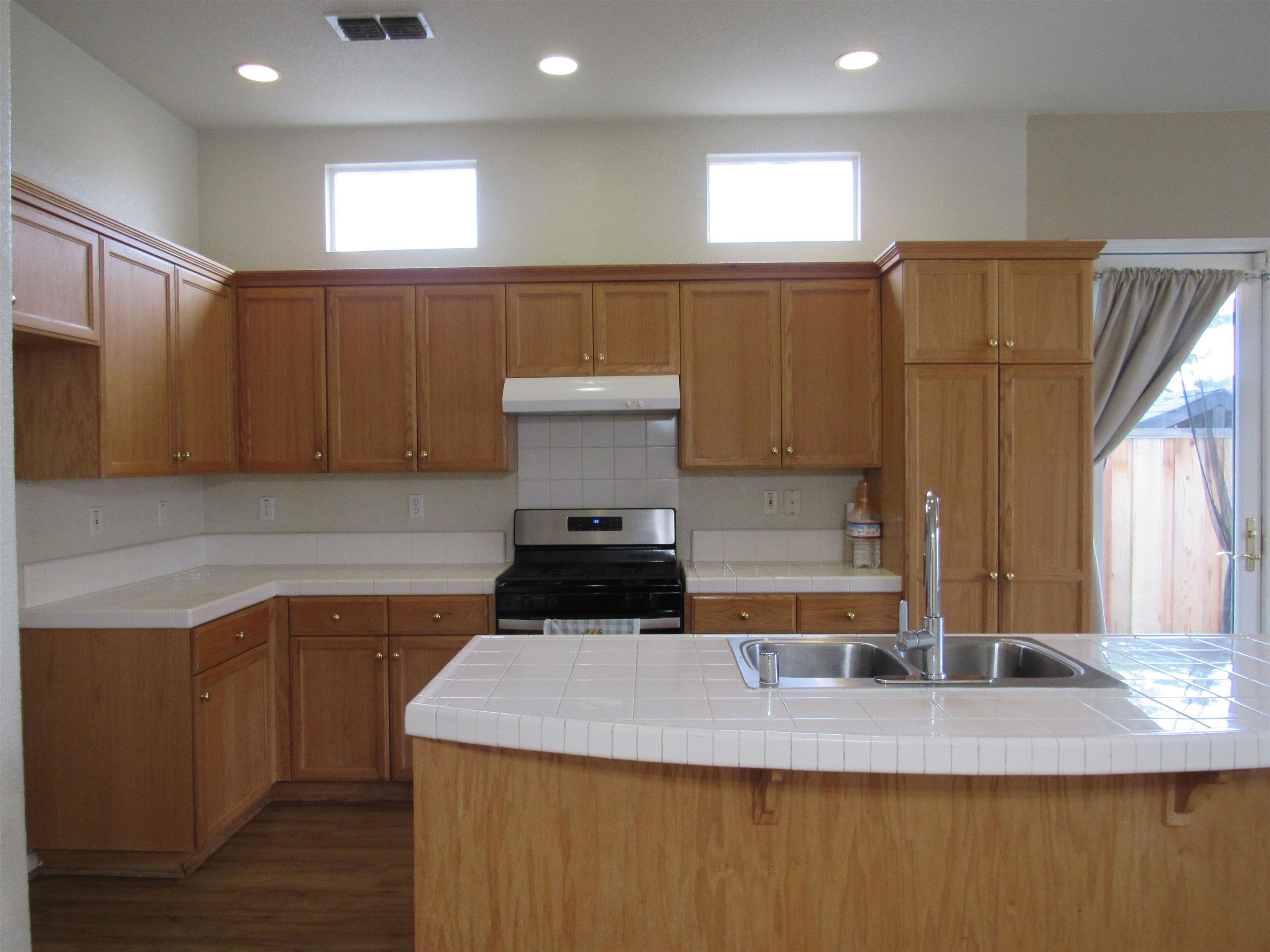 Detail Gallery Image 7 of 23 For 1600 Minnesota Ave, Brentwood,  CA 94513-5457 - 3 Beds | 2 Baths