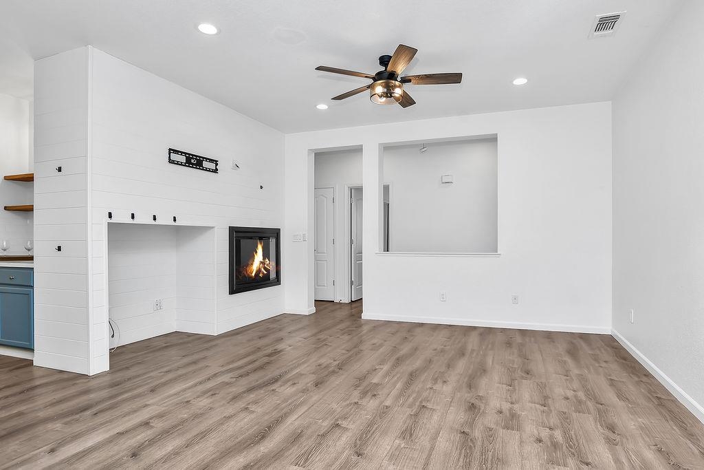 Detail Gallery Image 14 of 33 For 5470 Gold Creek Circle, Discovery Bay,  CA 94505 - 4 Beds | 2 Baths