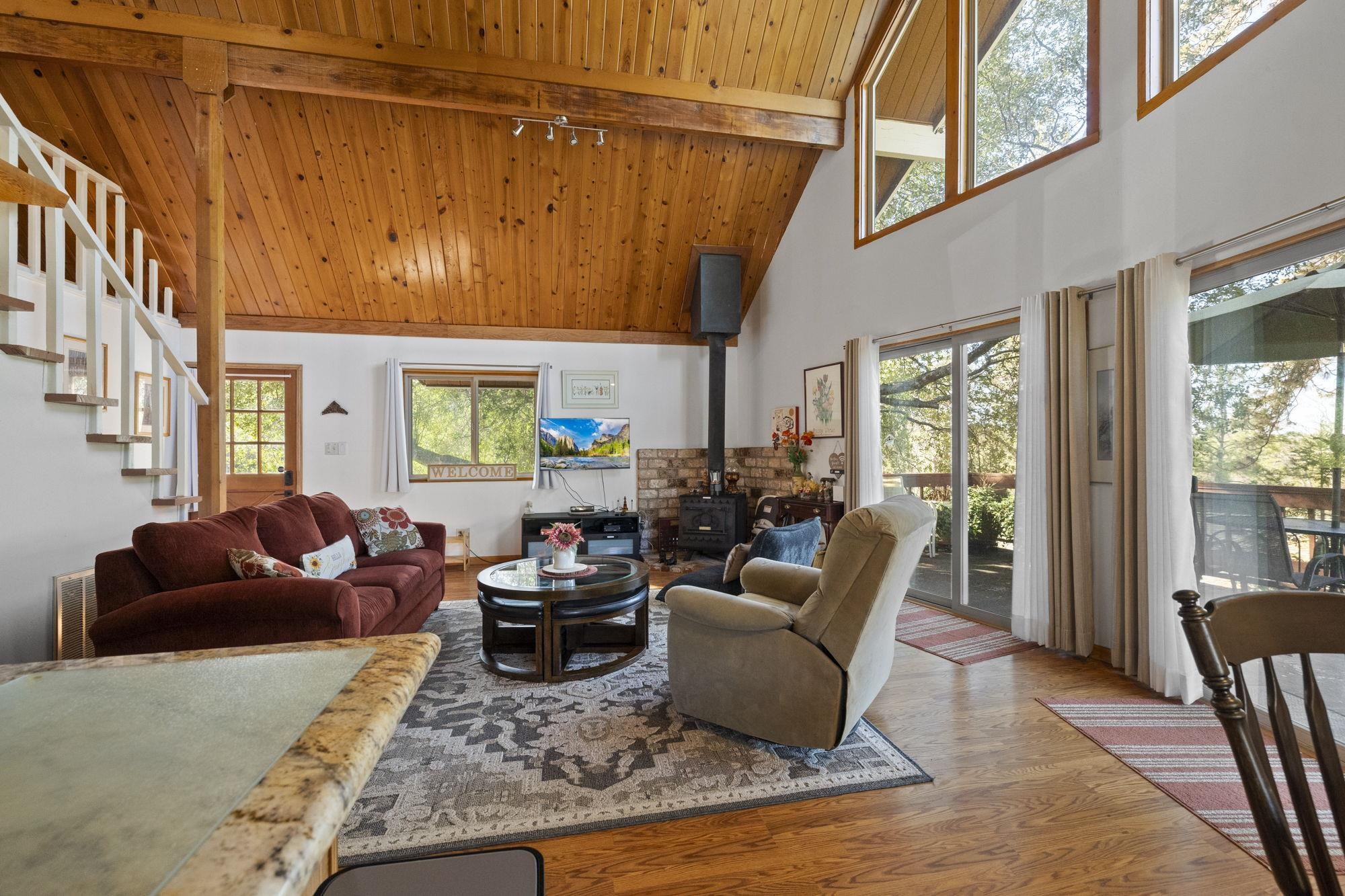 Detail Gallery Image 12 of 30 For 13161 Jackson Mill Dr, Groveland,  CA 95321 - 3 Beds | 2 Baths