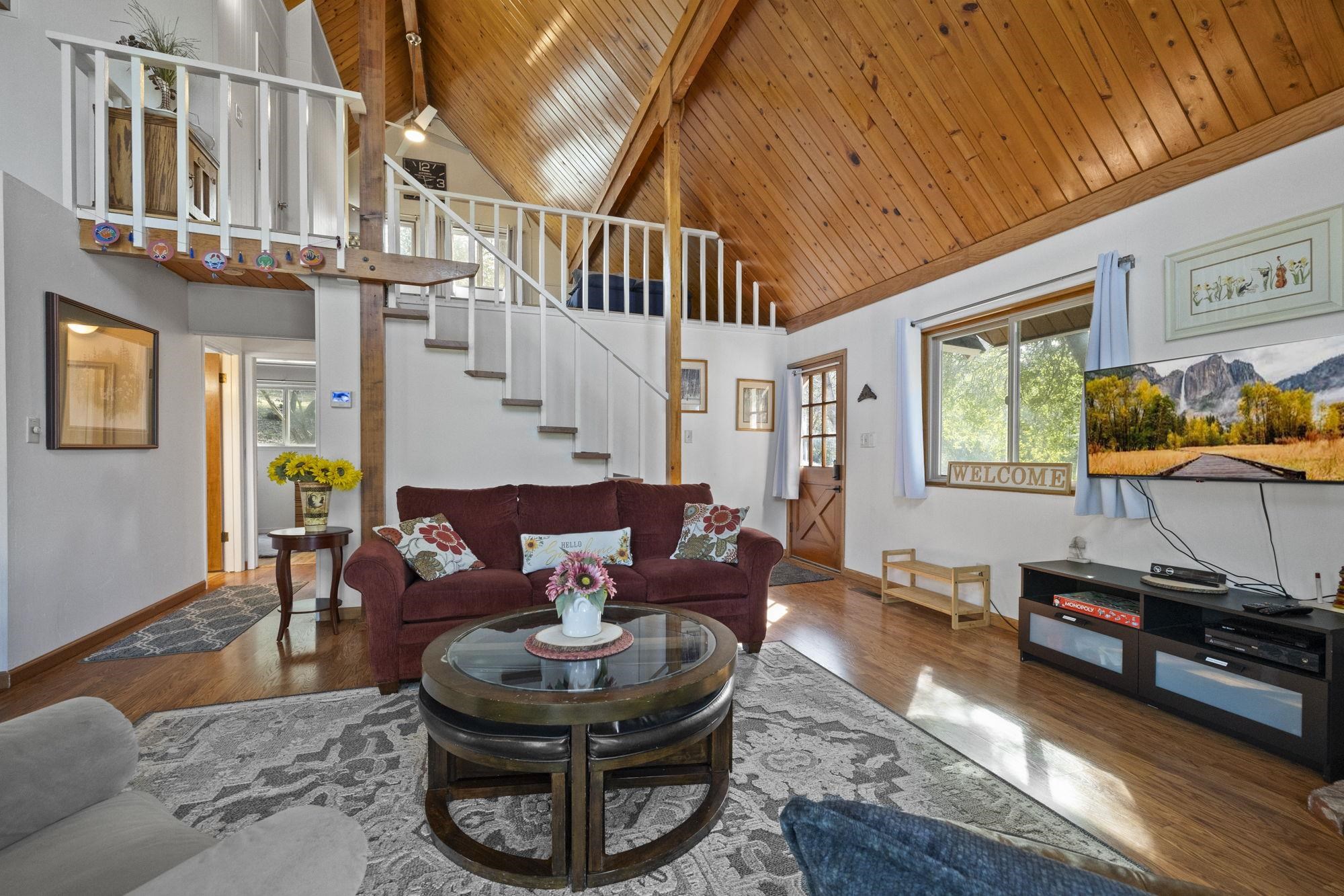 Detail Gallery Image 6 of 30 For 13161 Jackson Mill Dr, Groveland,  CA 95321 - 3 Beds | 2 Baths