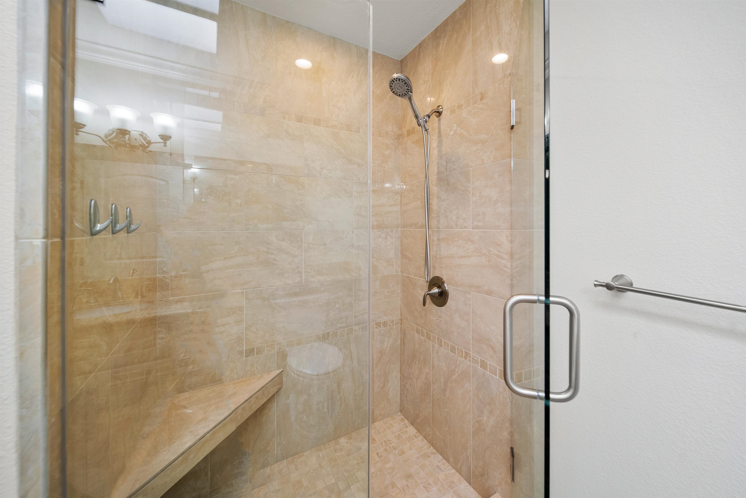 Photo #14: 41120597 Listing: Photo #14