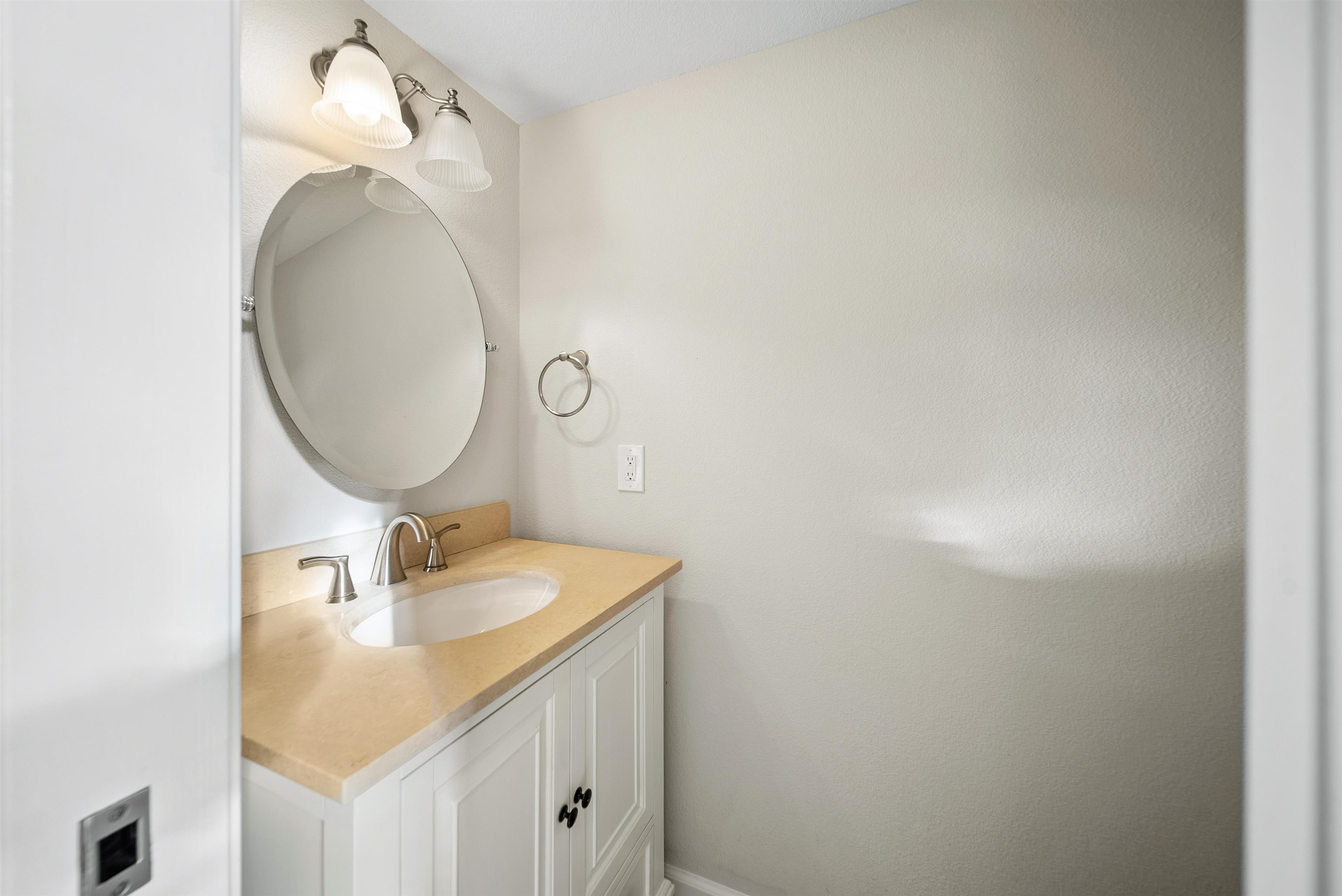 Photo #18: 41120597 Listing: Photo #18