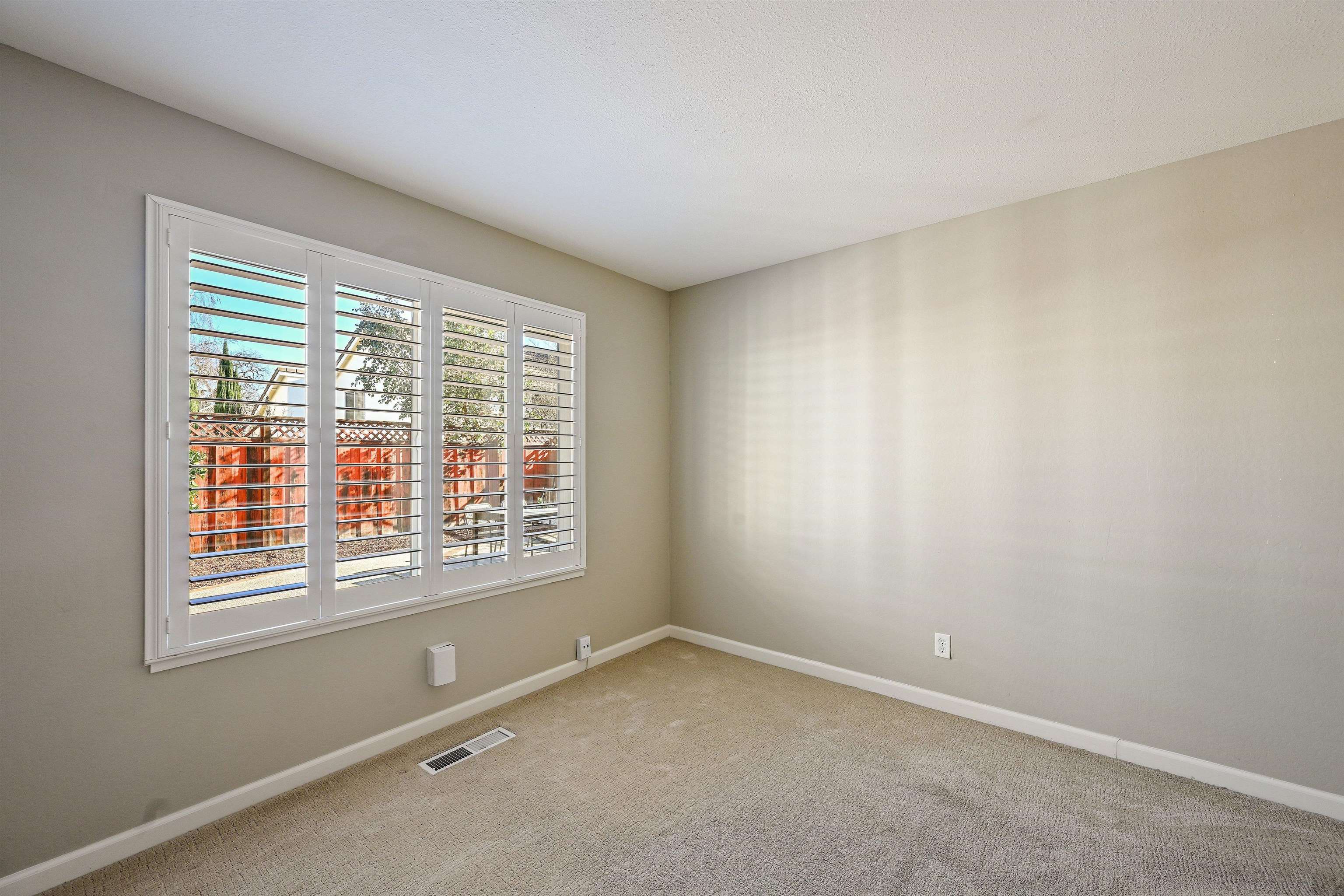 Detail Gallery Image 35 of 52 For 4413 Marsh Elder Ct, Concord,  CA 94521 - 3 Beds | 2 Baths