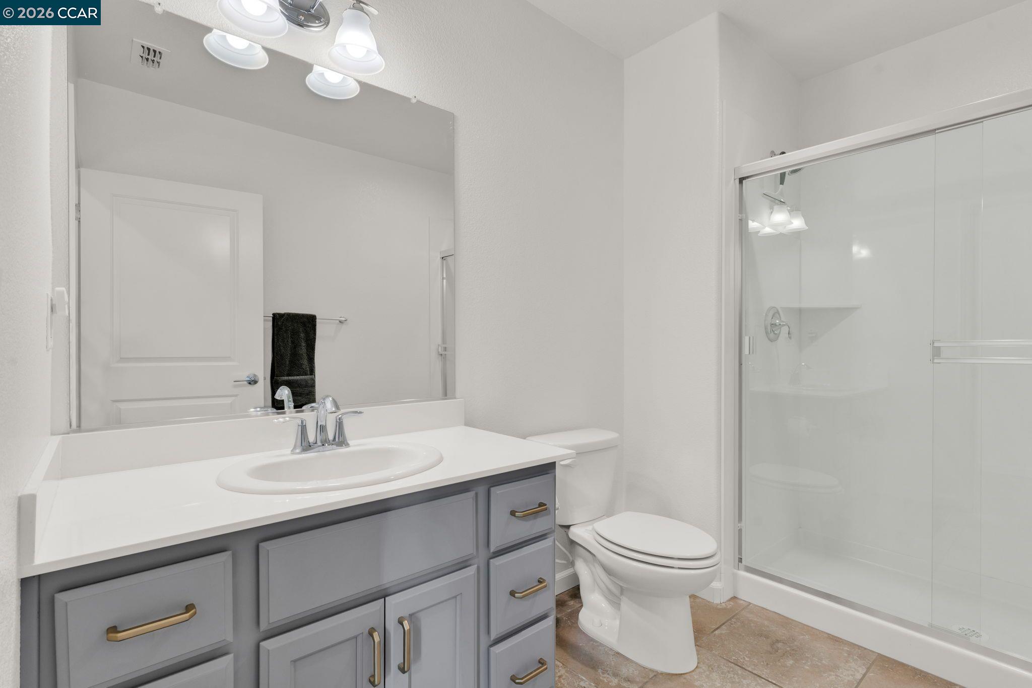 Detail Gallery Image 12 of 22 For 5535 Horizon Pkwy, Dublin,  CA 94568 - 4 Beds | 3/1 Baths