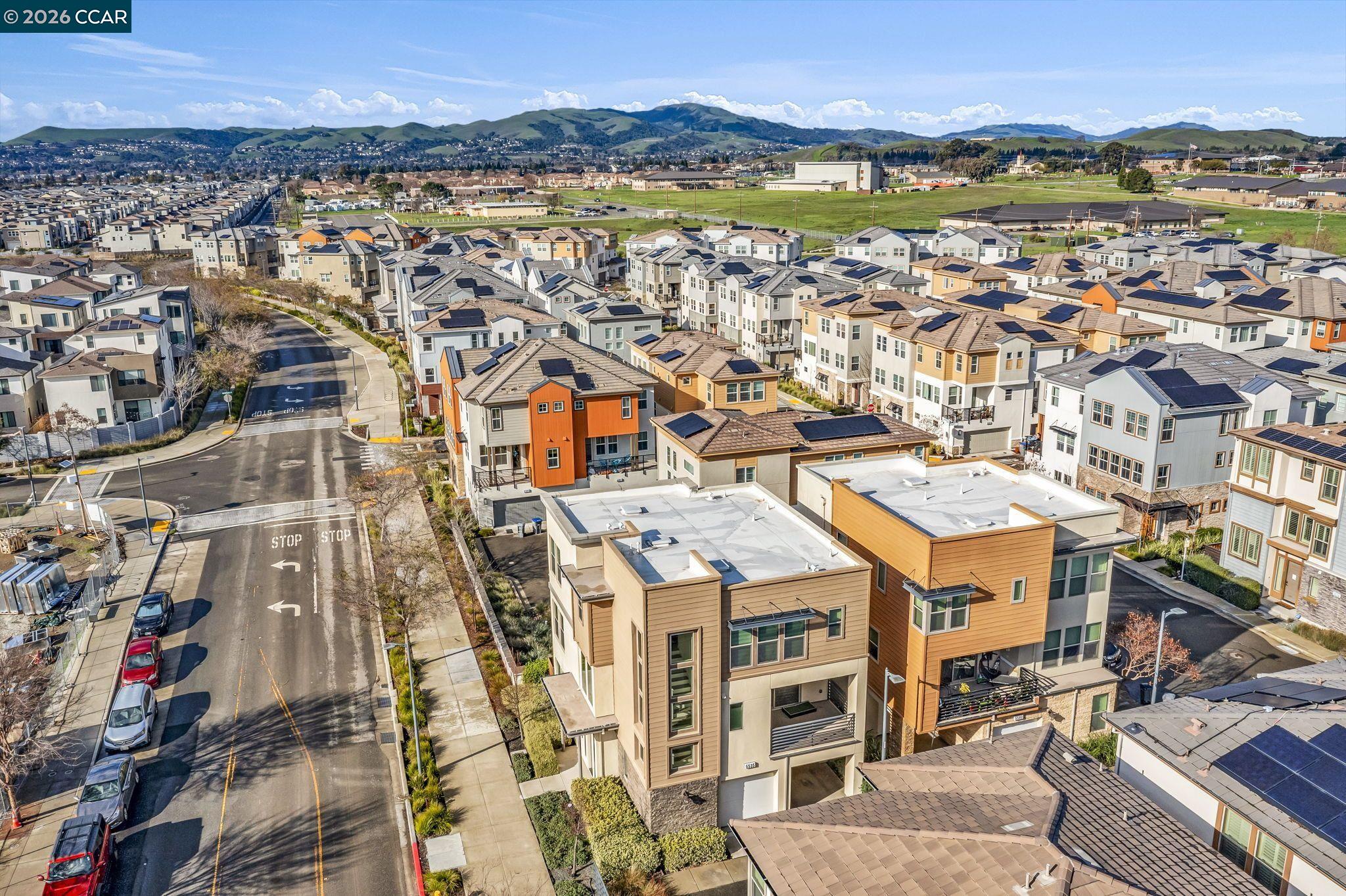 Detail Gallery Image 19 of 22 For 5535 Horizon Pkwy, Dublin,  CA 94568 - 4 Beds | 3/1 Baths