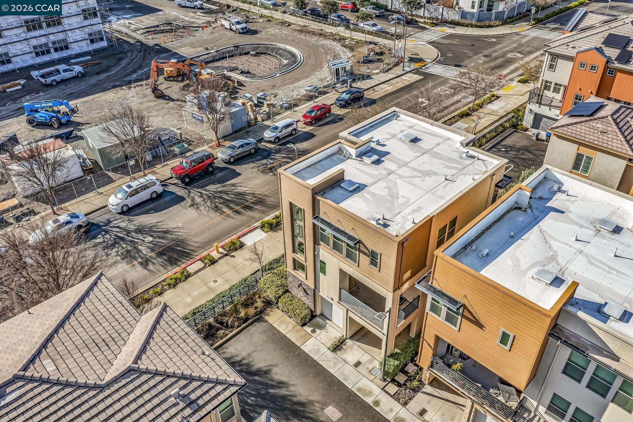 Detail Gallery Image 20 of 22 For 5535 Horizon Pkwy, Dublin,  CA 94568 - 4 Beds | 3/1 Baths