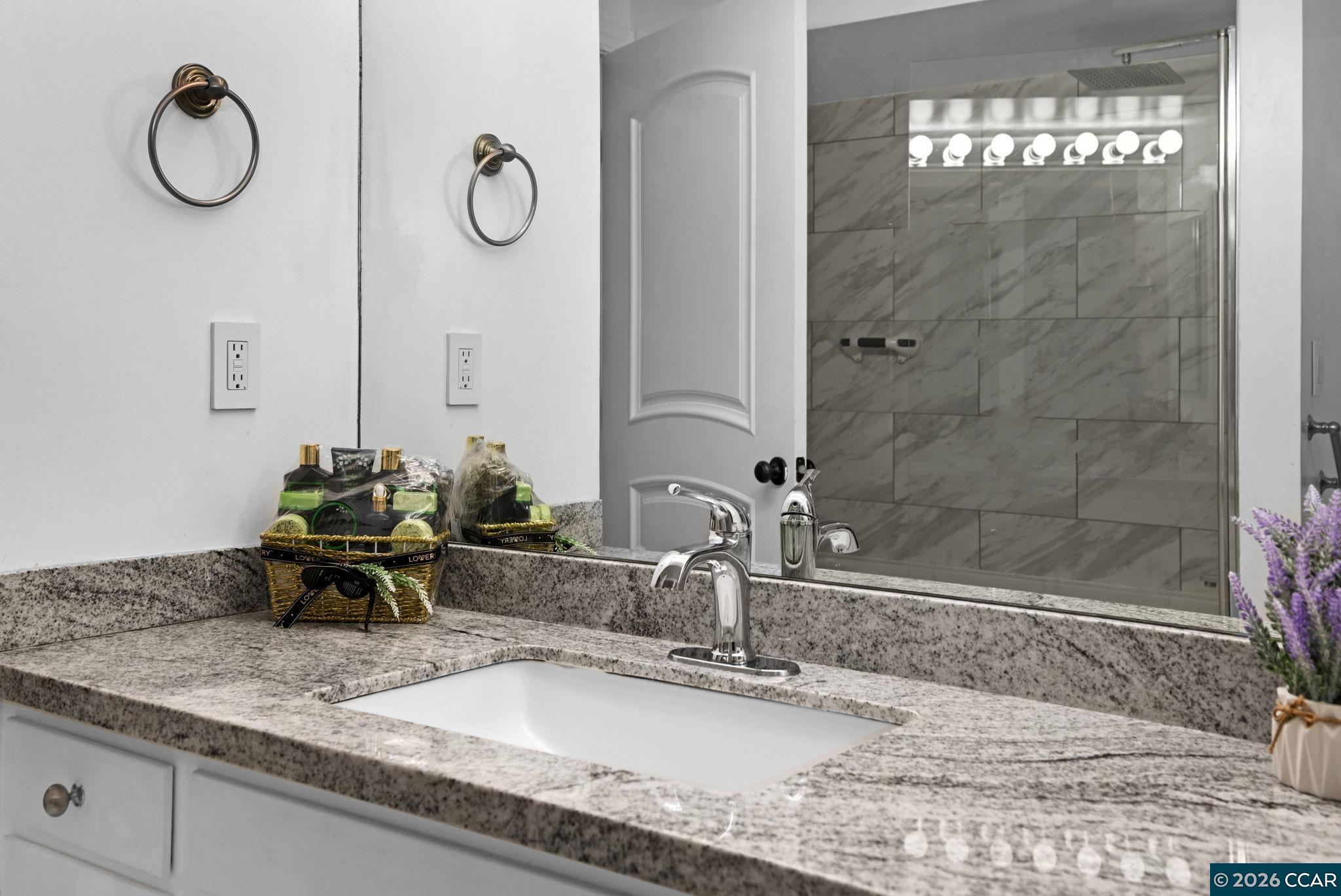 Photo #17: 41120606 Listing: Photo #17