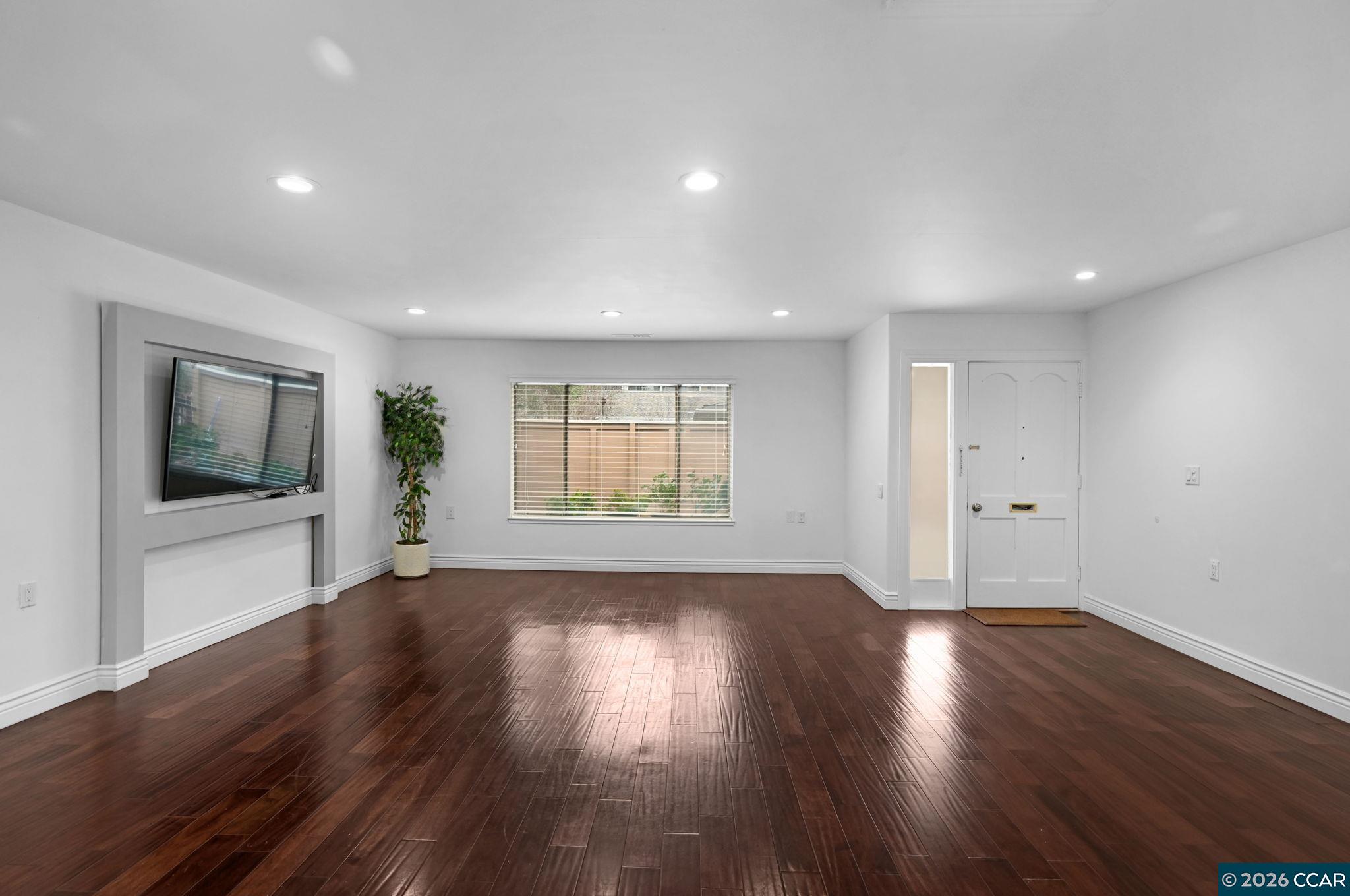 Photo #7: 41120606 Listing: Photo #7