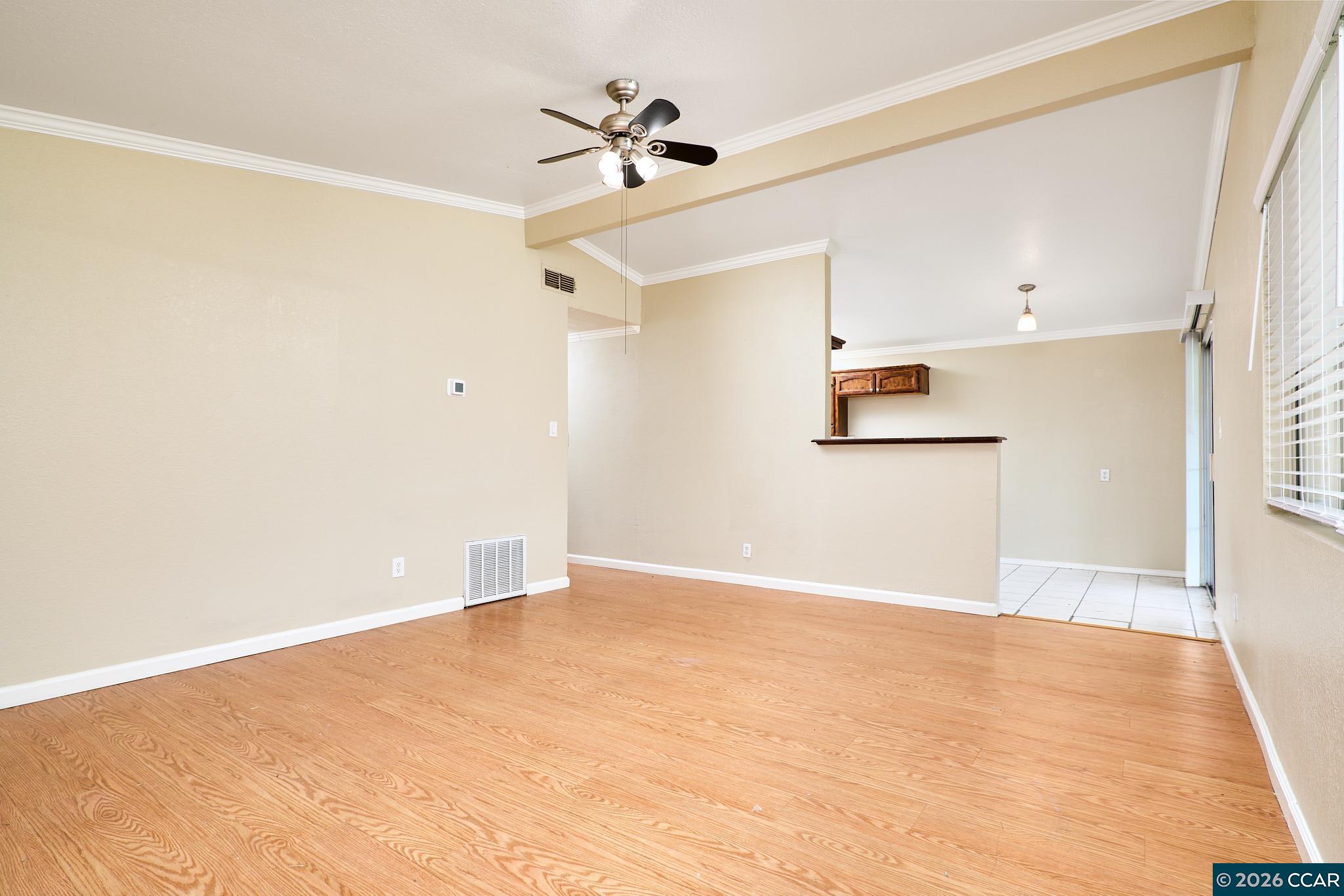 Detail Gallery Image 13 of 20 For 6628 Thomas Dr, North Highlands,  CA 95660 - 3 Beds | 2 Baths