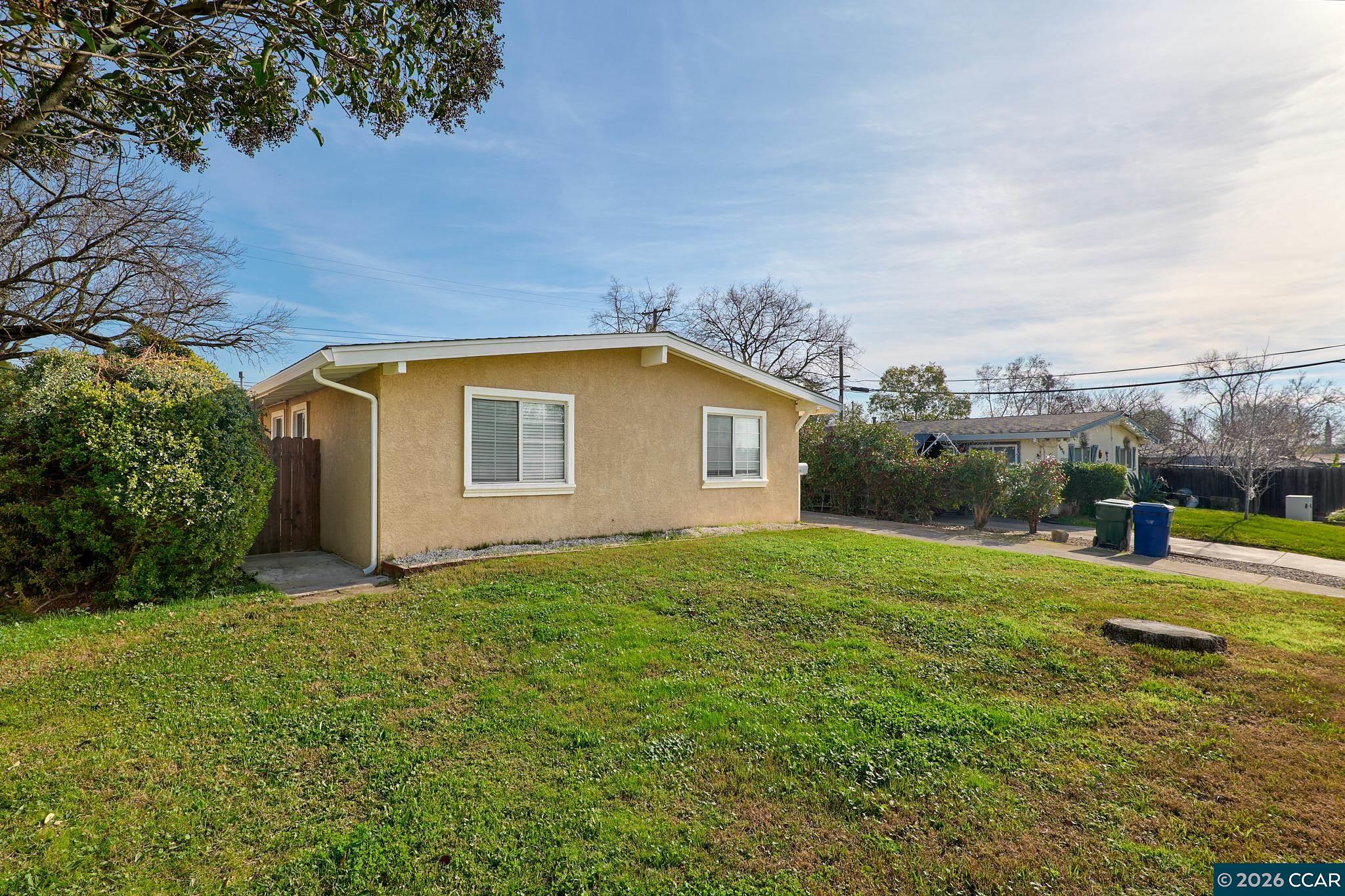 Detail Gallery Image 18 of 20 For 6628 Thomas Dr, North Highlands,  CA 95660 - 3 Beds | 2 Baths