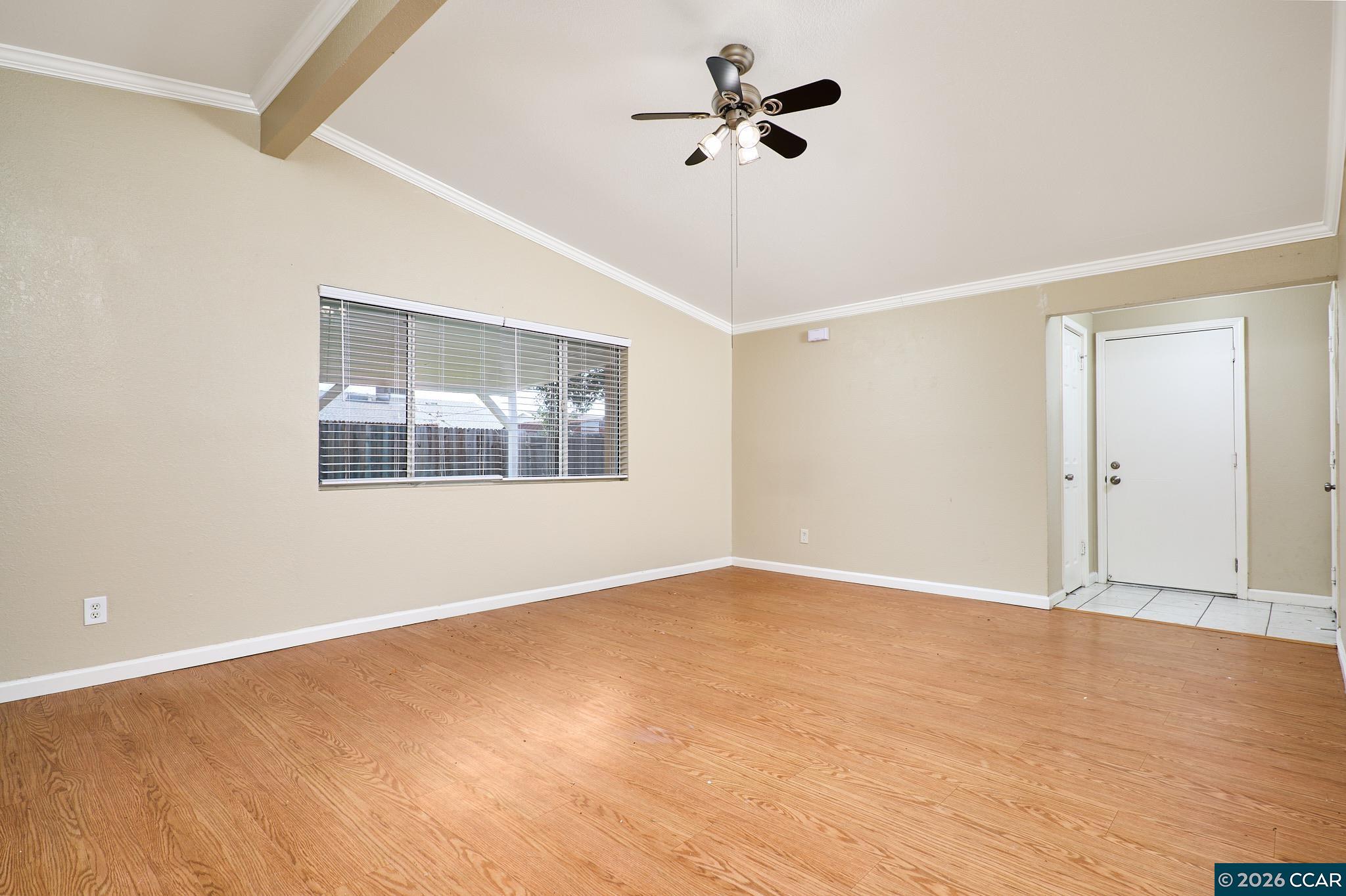 Detail Gallery Image 10 of 20 For 6628 Thomas Dr, North Highlands,  CA 95660 - 3 Beds | 2 Baths