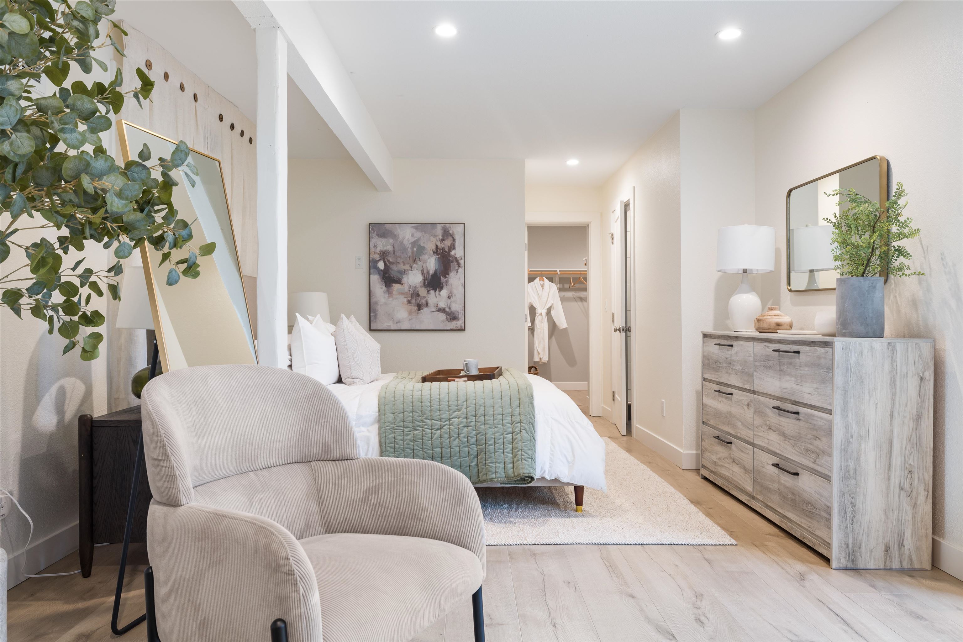 Detail Gallery Image 22 of 29 For 8040 Crest, Oakland,  CA 94605 - 3 Beds | 2 Baths