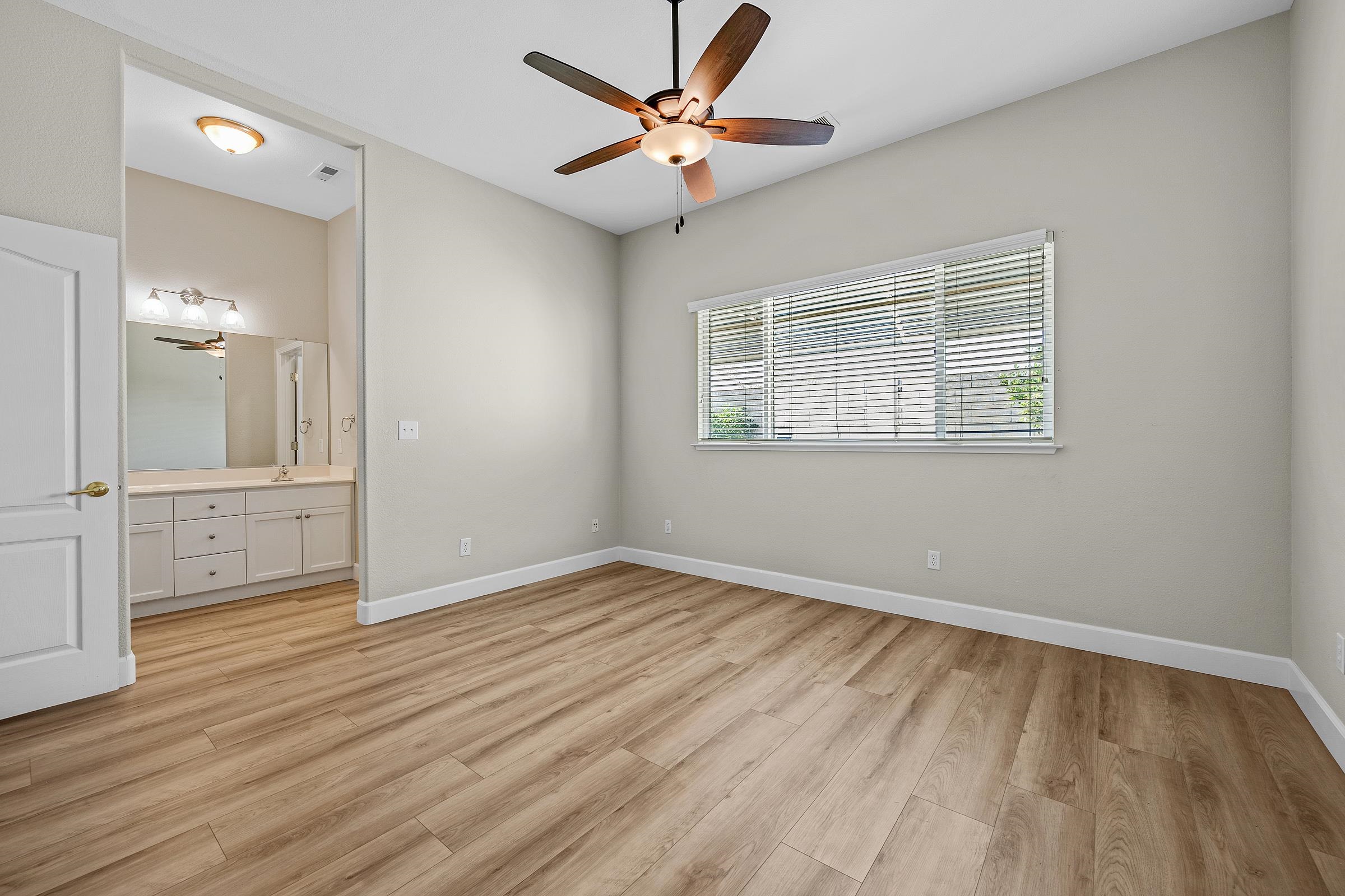 Detail Gallery Image 21 of 36 For 129 Little Johns Creek Dr, Oakdale,  CA 95361 - 2 Beds | 2 Baths