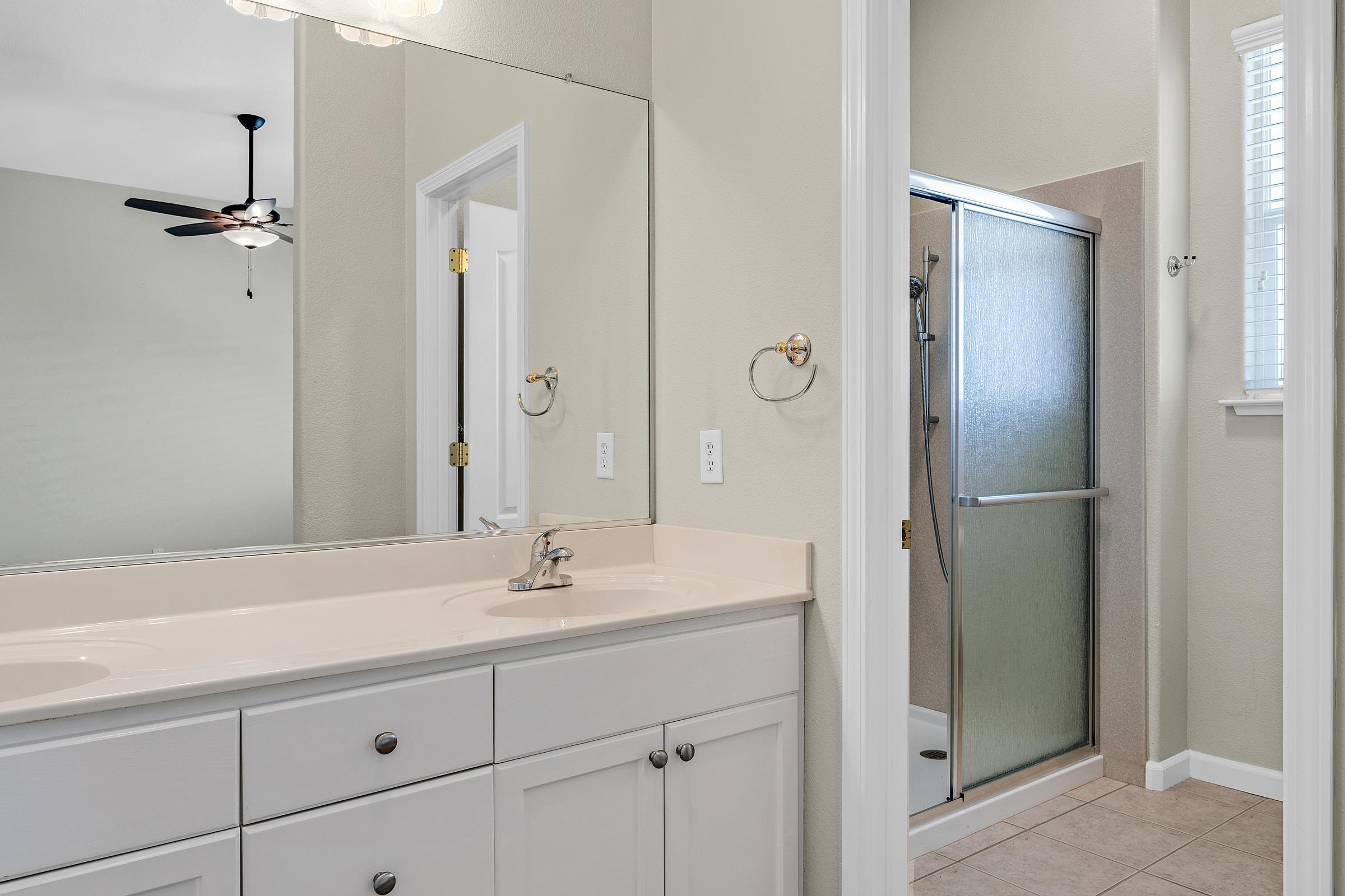 Detail Gallery Image 22 of 36 For 129 Little Johns Creek Dr, Oakdale,  CA 95361 - 2 Beds | 2 Baths