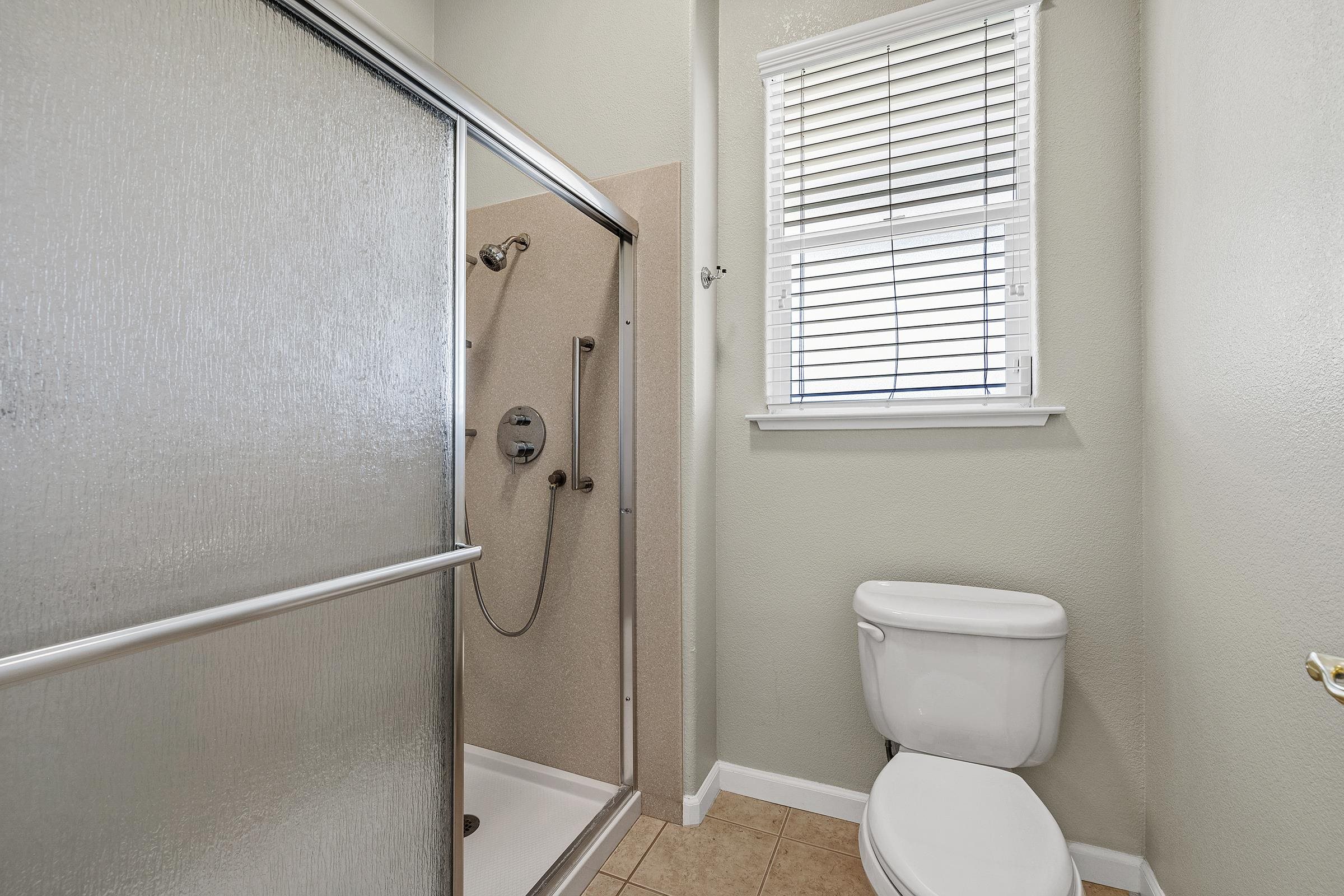 Detail Gallery Image 23 of 36 For 129 Little Johns Creek Dr, Oakdale,  CA 95361 - 2 Beds | 2 Baths