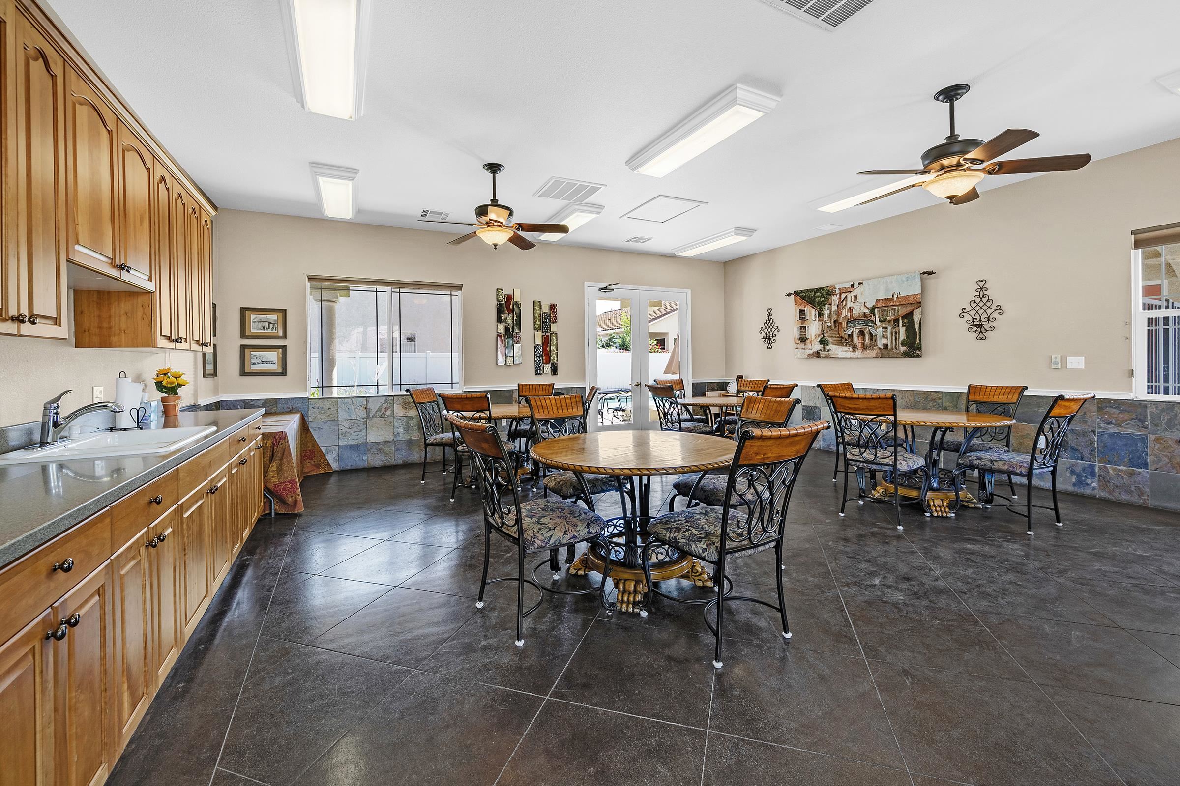 Detail Gallery Image 35 of 36 For 129 Little Johns Creek Dr, Oakdale,  CA 95361 - 2 Beds | 2 Baths