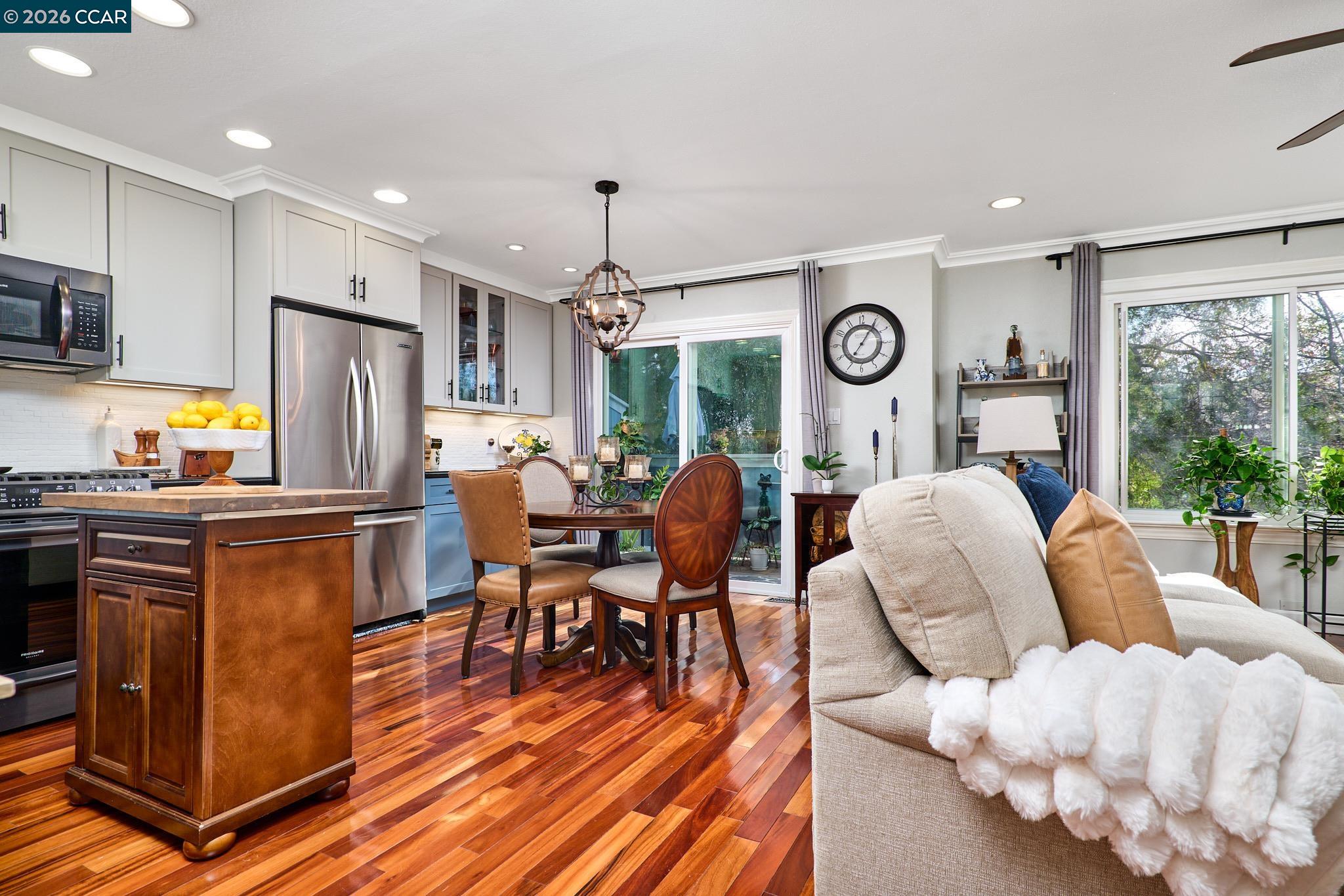 Photo #17: 41120612 Listing: Photo #17