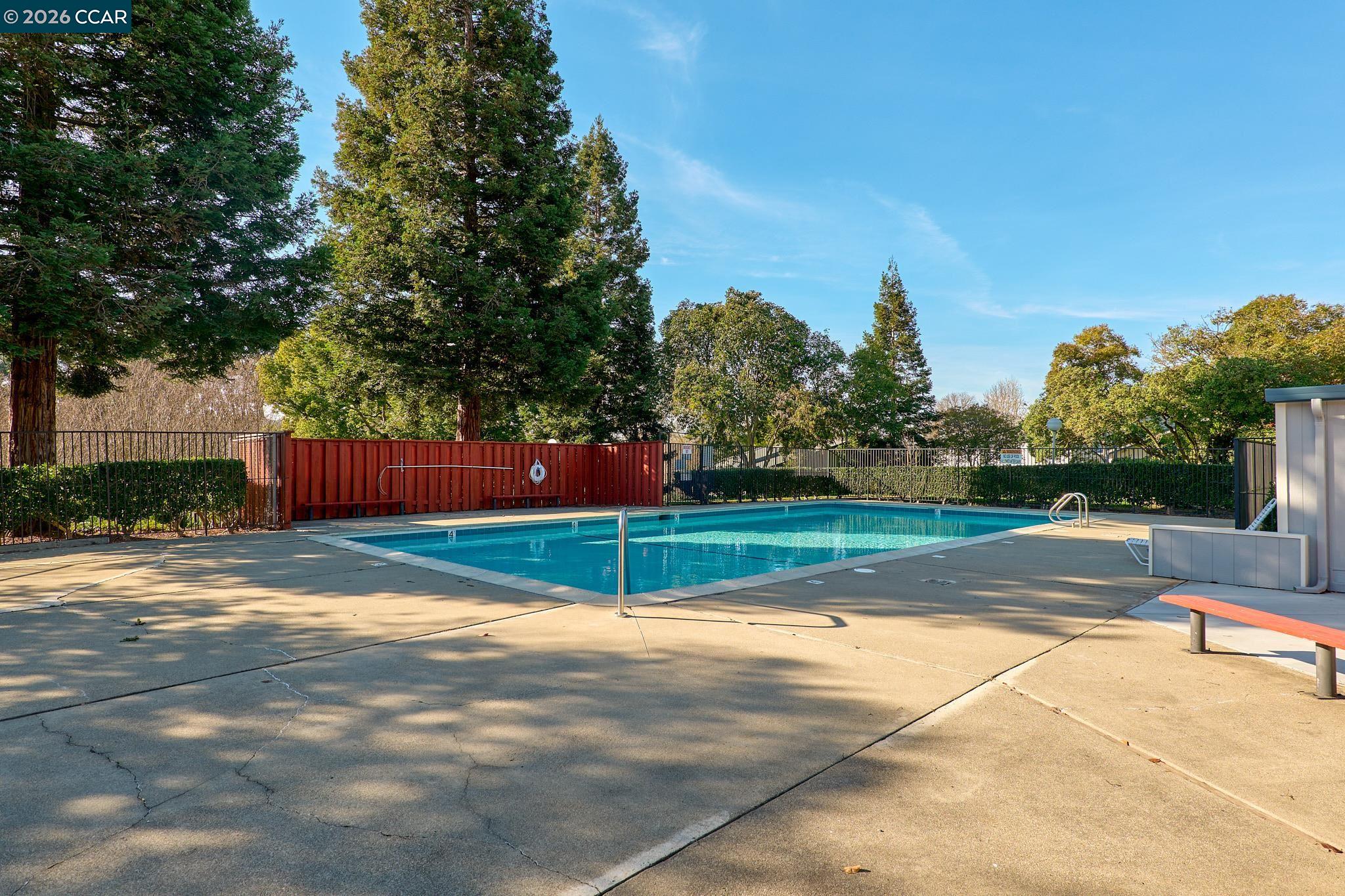 Photo #33: 41120612 Listing: Photo #33