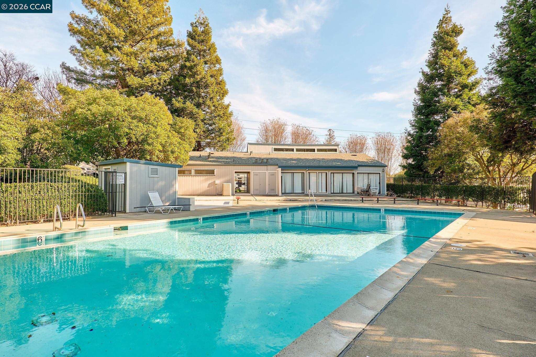 Photo #34: 41120612 Listing: Photo #34