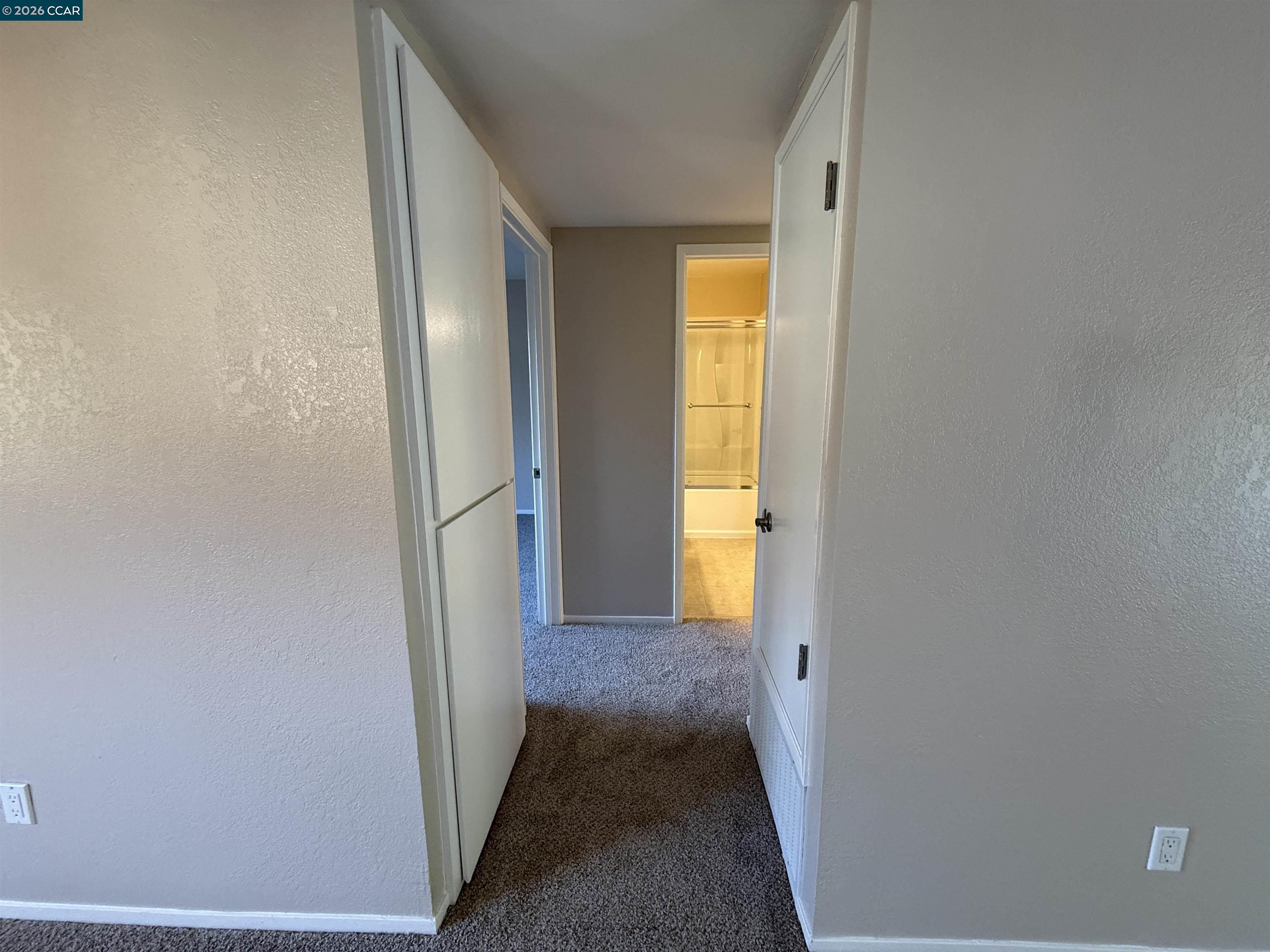 Photo #13: 41120615 Listing: Photo #13