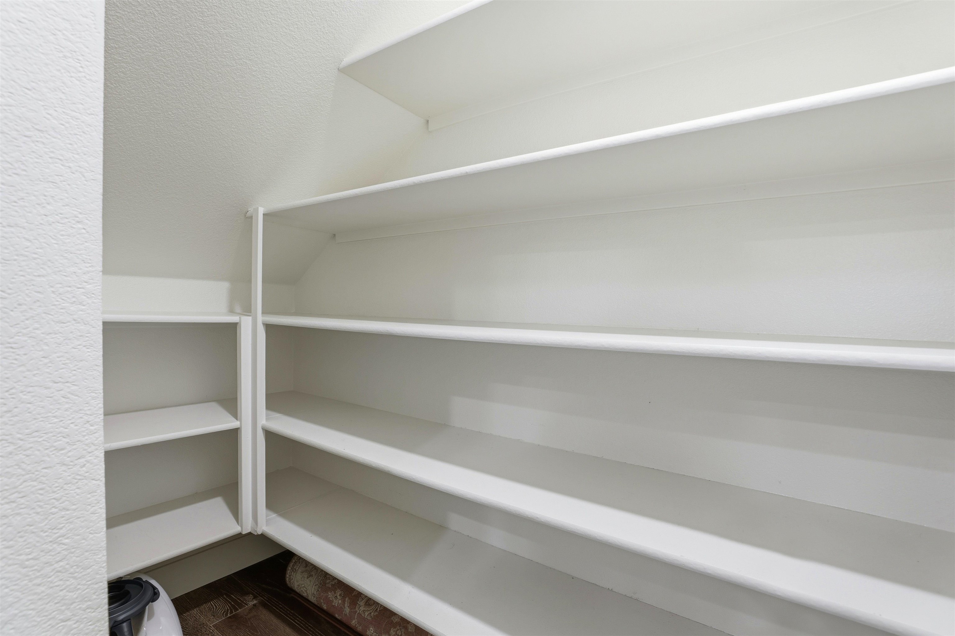 Photo #9: 41120616 Listing: Photo #9