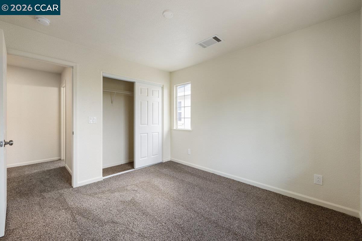 Detail Gallery Image 31 of 40 For 230 Wisteria Ln, Tracy,  CA 95377 - 4 Beds | 3 Baths