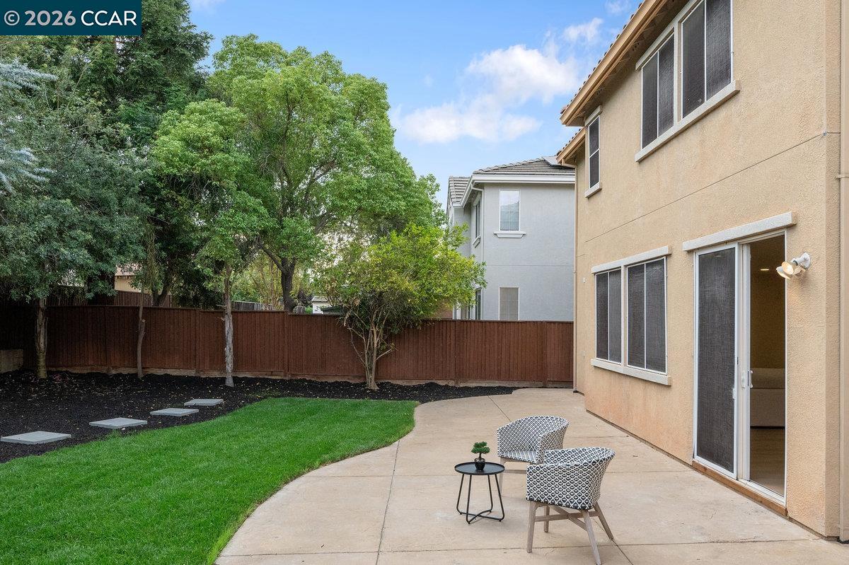 Detail Gallery Image 35 of 40 For 230 Wisteria Ln, Tracy,  CA 95377 - 4 Beds | 3 Baths