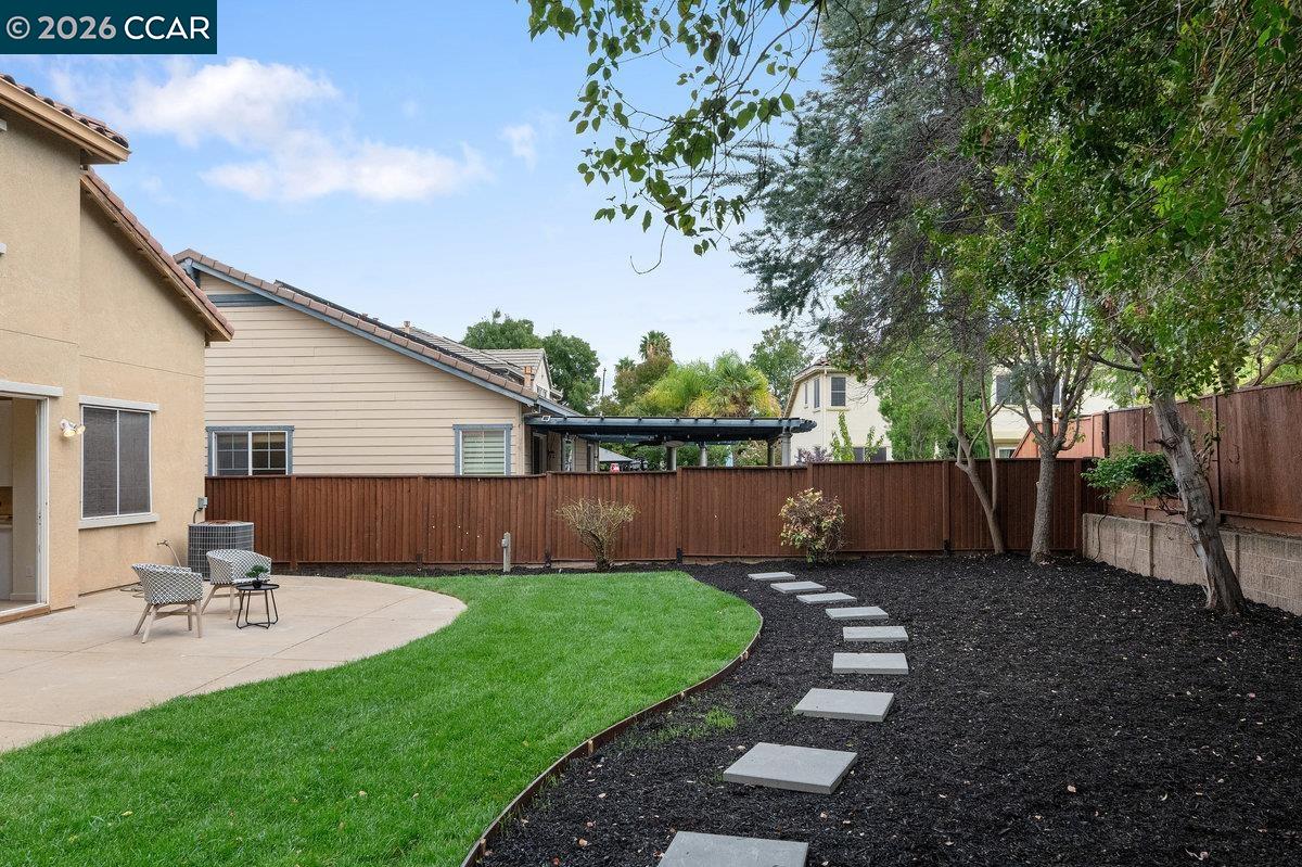 Detail Gallery Image 38 of 40 For 230 Wisteria Ln, Tracy,  CA 95377 - 4 Beds | 3 Baths